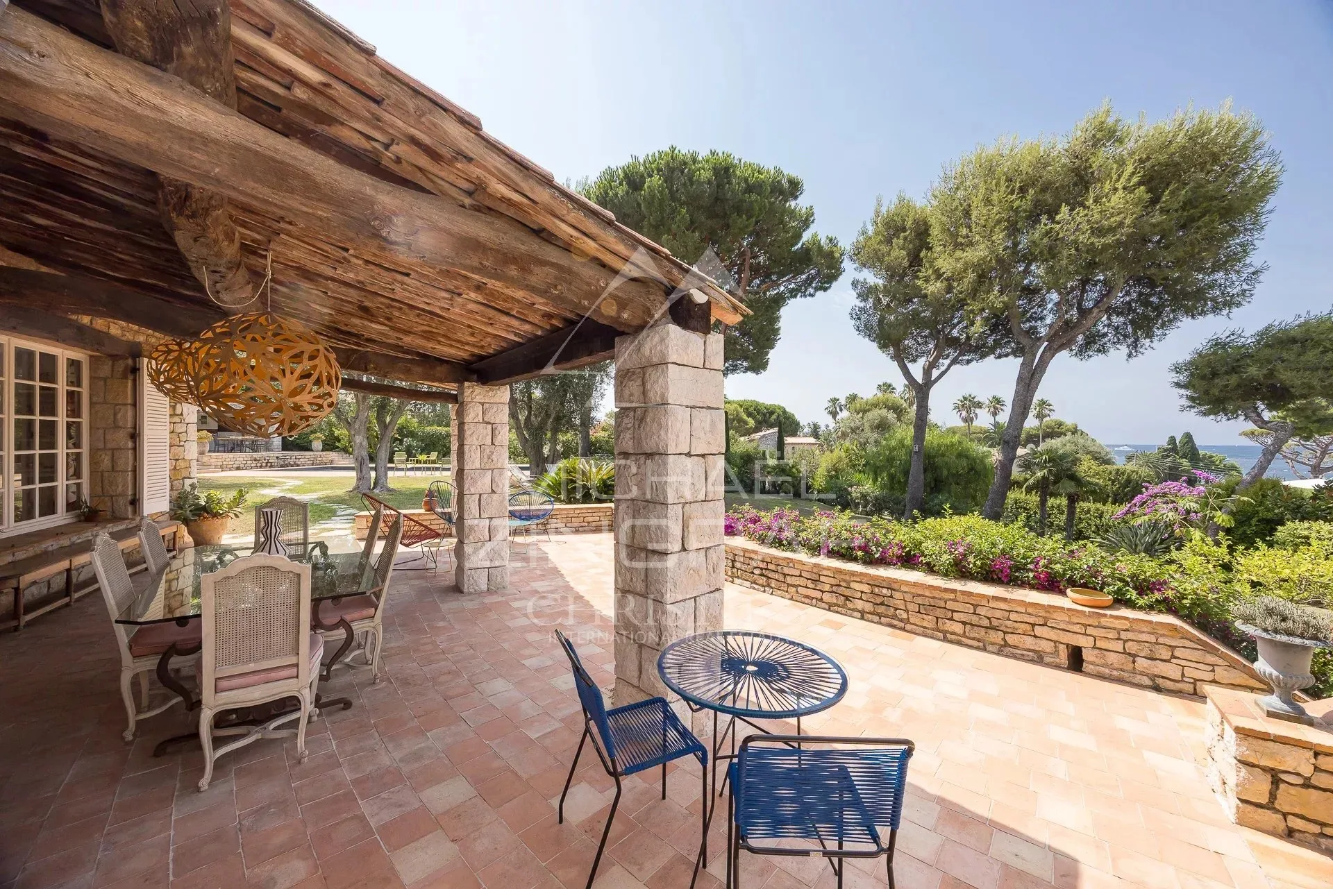 Exclusivité Mas d’exception avec vue mer panoramique au Cap d’Antibes - 22