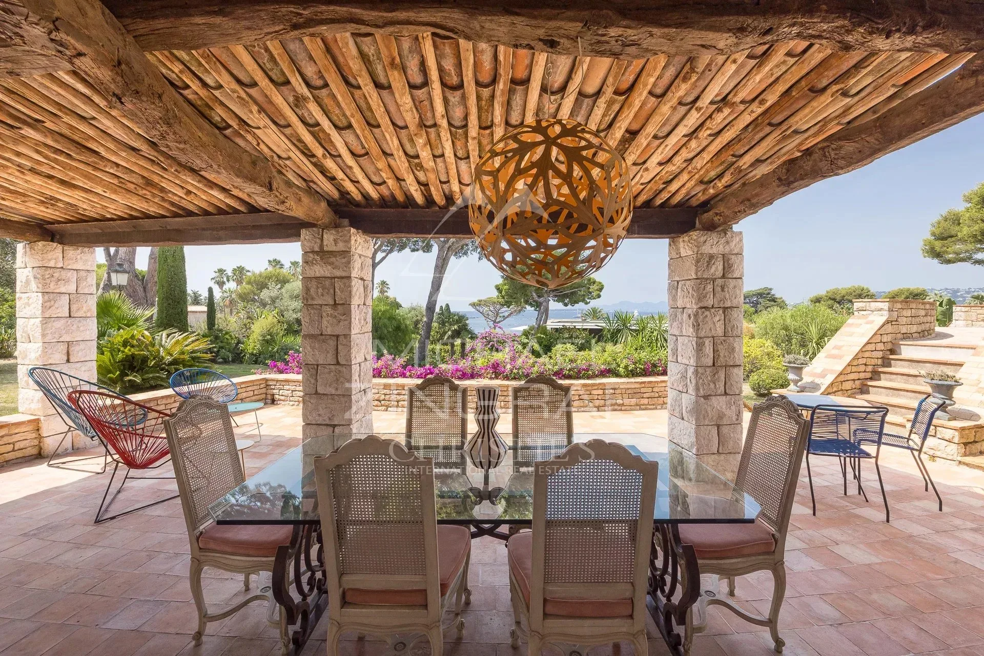 Exclusivité Mas d’exception avec vue mer panoramique au Cap d’Antibes - 11
