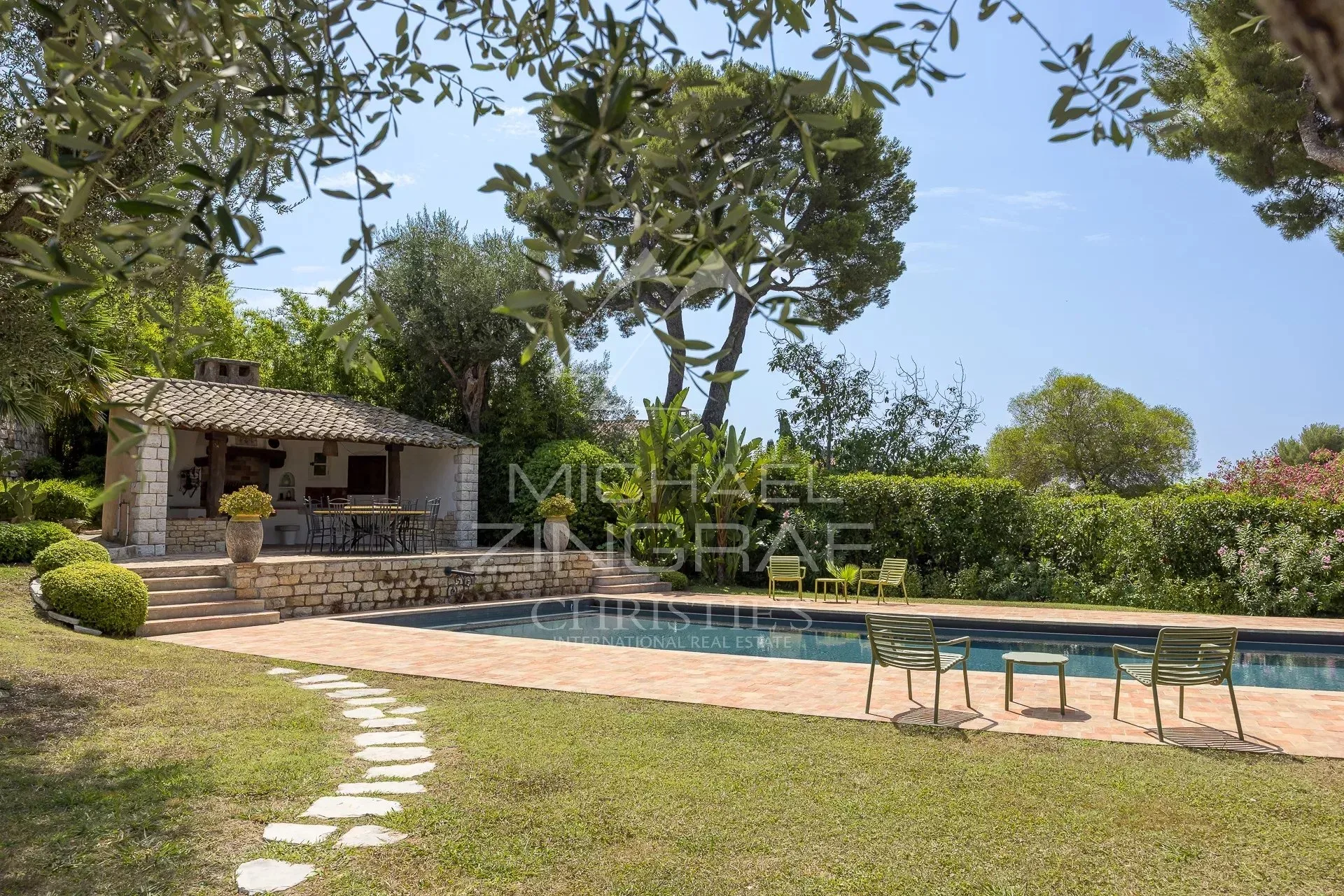Exclusivité Mas d’exception avec vue mer panoramique au Cap d’Antibes - 25