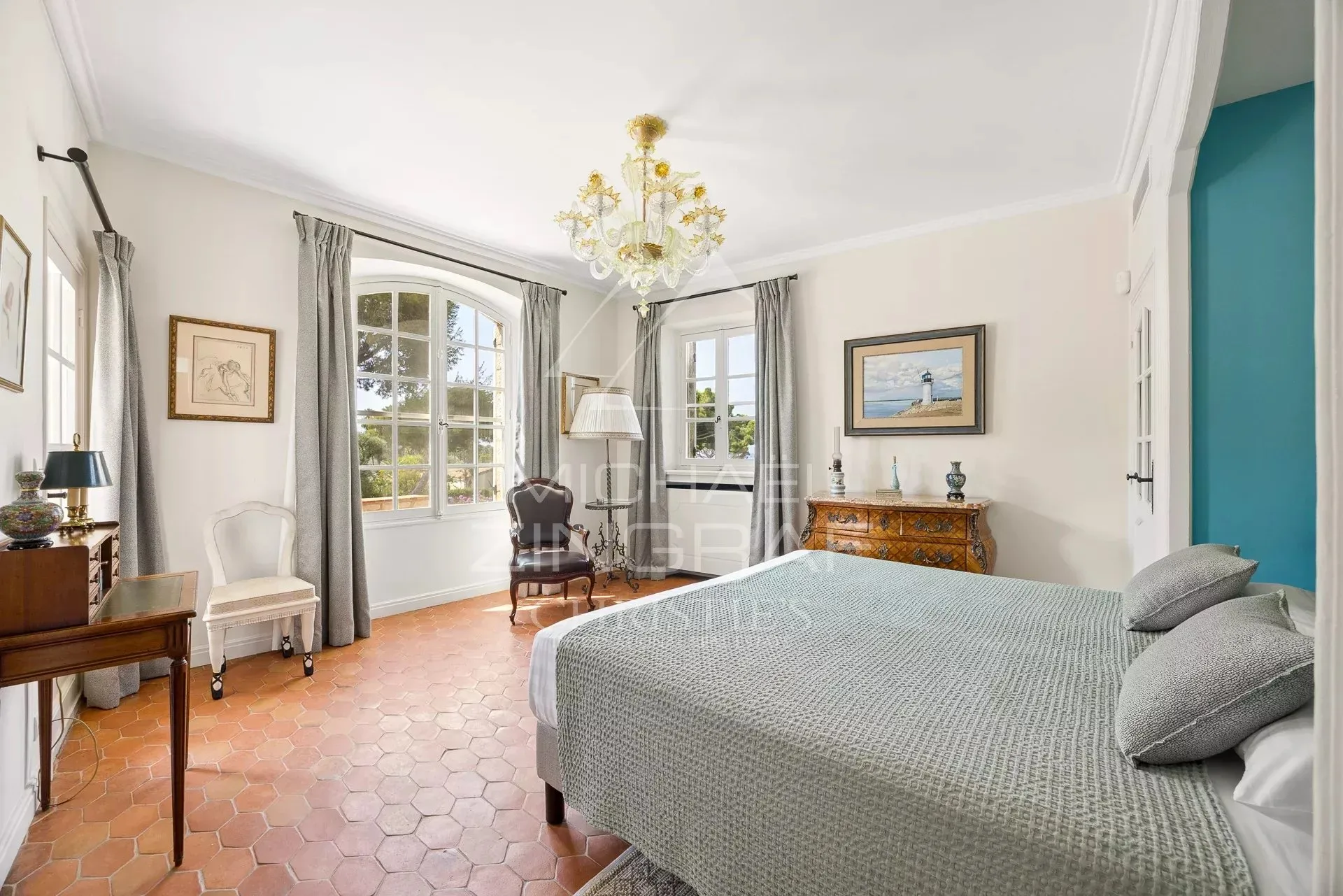 Exclusivité Mas d’exception avec vue mer panoramique au Cap d’Antibes - 32