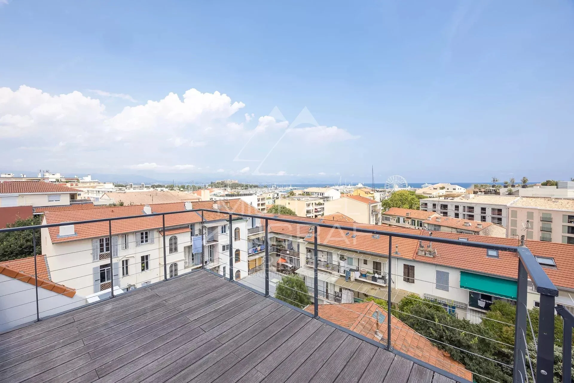 ANTIBES – LOFT D'ARCHITECTE D'EXCEPTION - 16