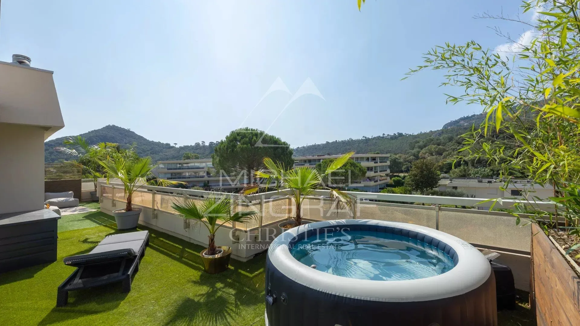 Appartement dans résidence privée - 2