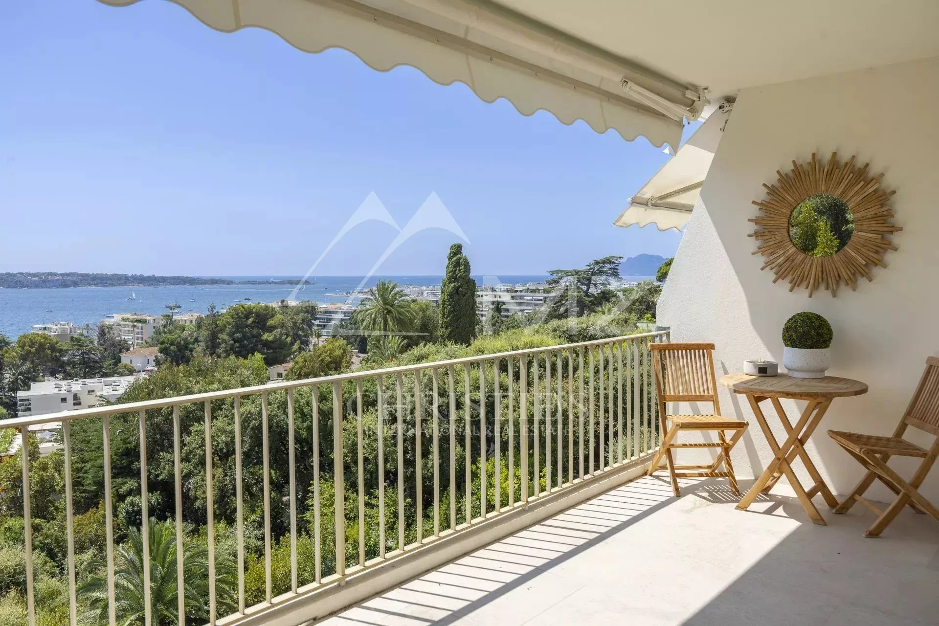 Magnifique deux pièces à la vue mer panoramique - 12