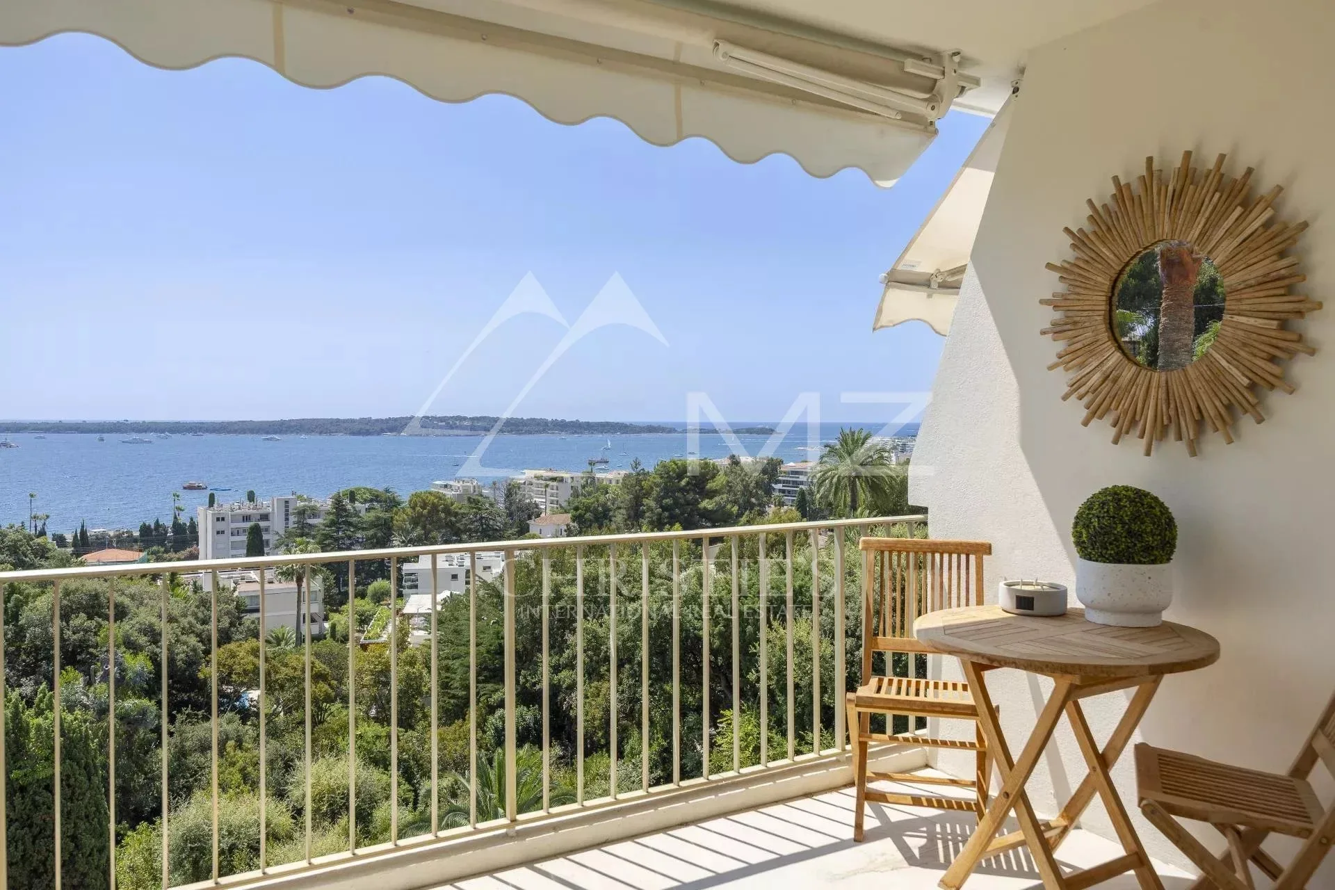 Magnifique deux pièces à la vue mer panoramique - 13