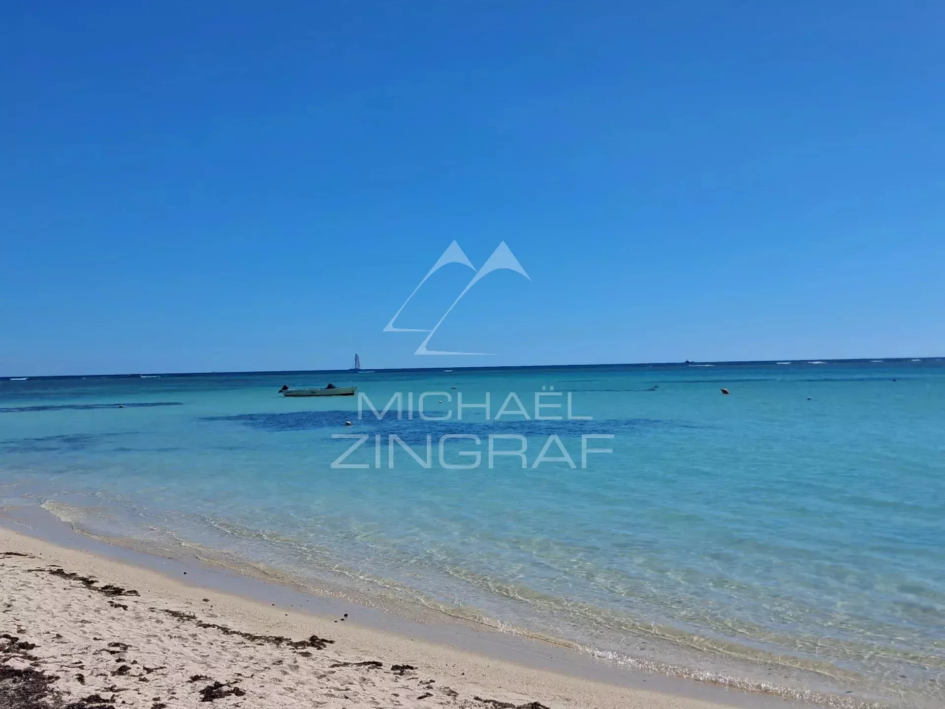Duplex 1 Chambre avec Accès Direct à la Plage – Pereybère - 16