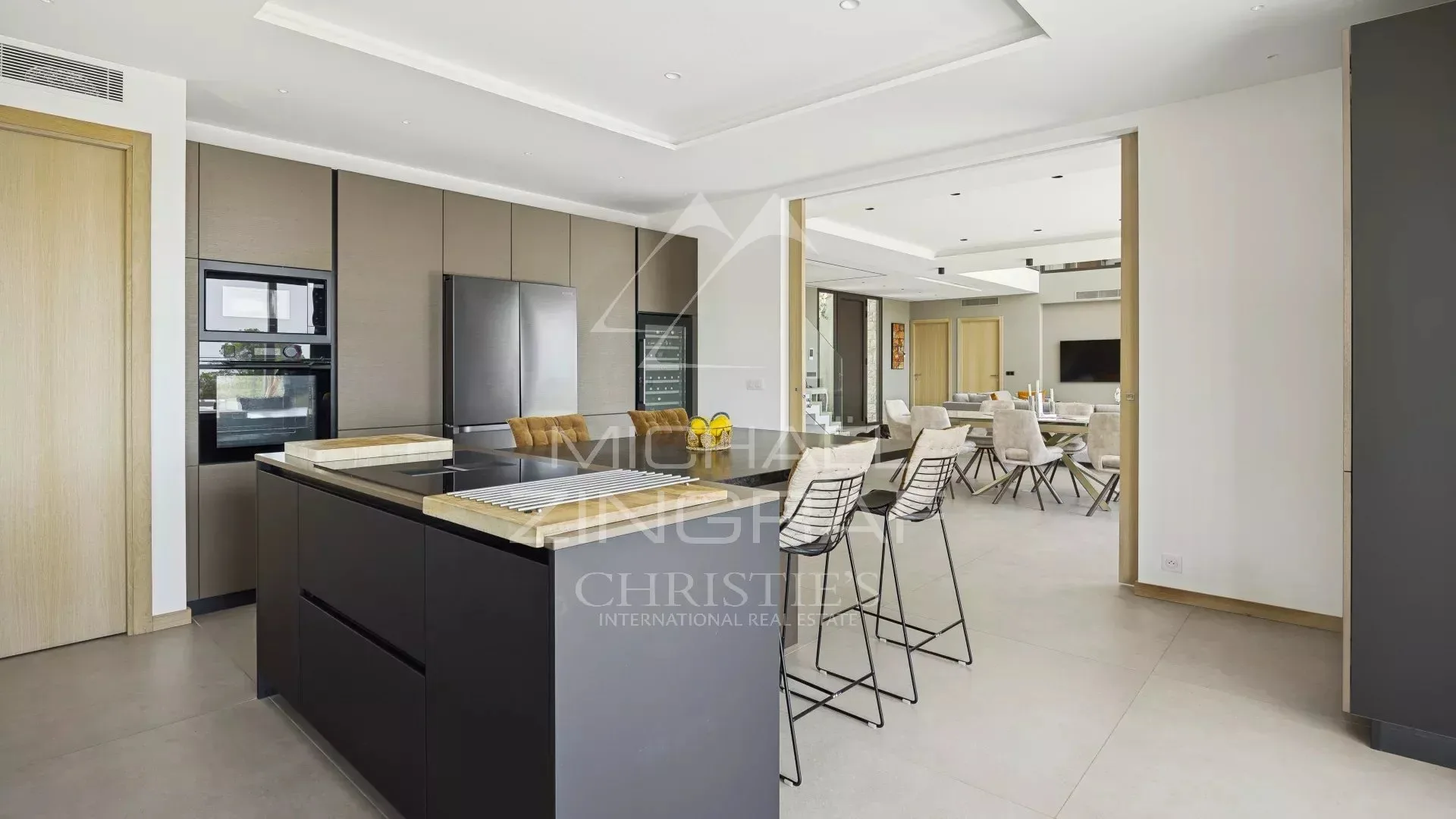 Une signature architecturale contemporaine avec panorama d'exception - 23