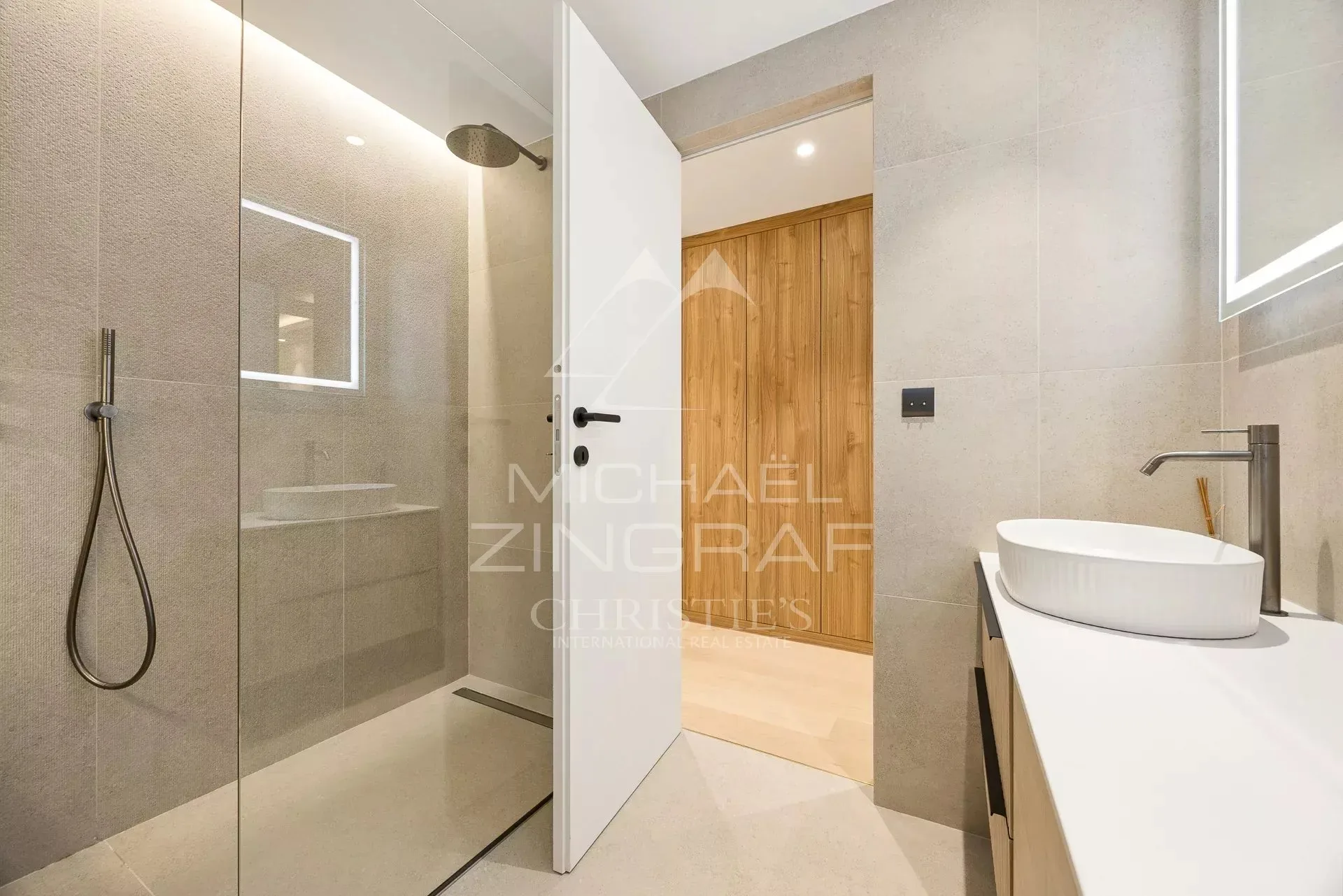 Palm Beach – Appartement d’exception 4 pièces - vue mer panoramique - 10