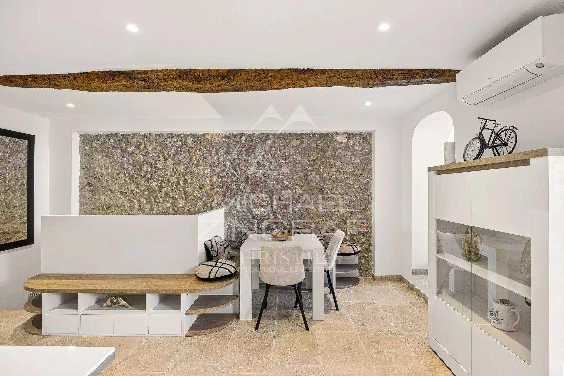 Duplex de charme au cœur du Vieil Antibes - 2