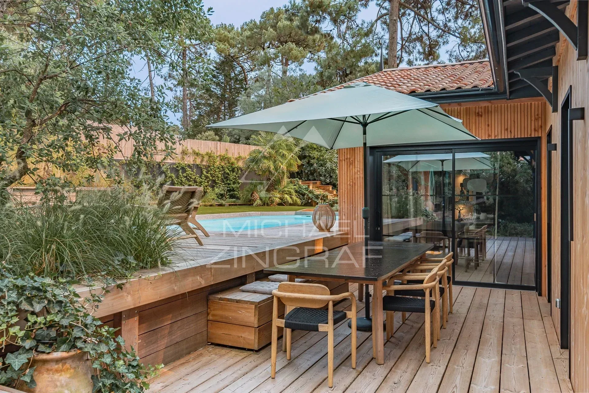Villa 5 suites entièrement rénovée au Pyla - 2