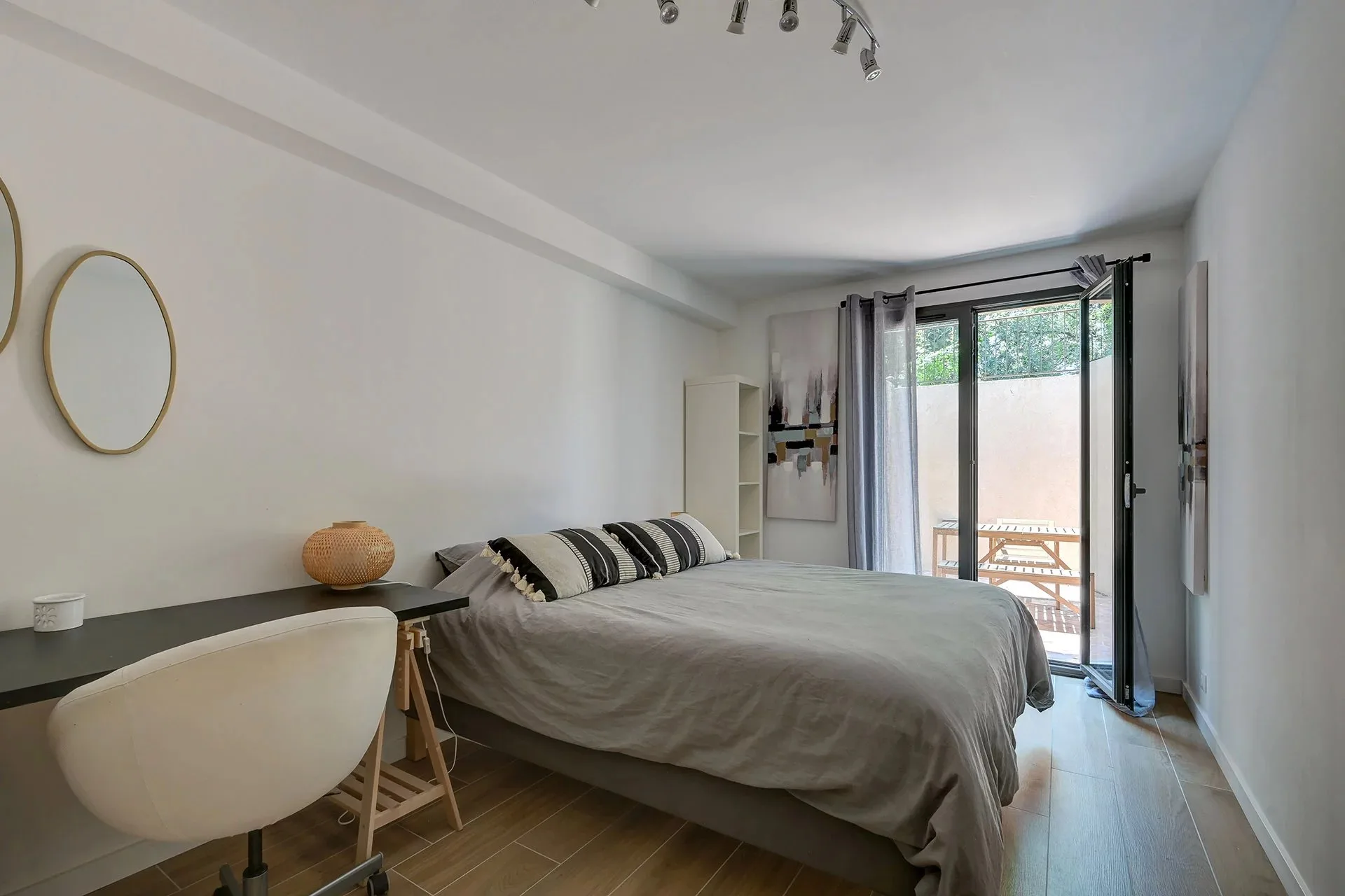À quelques minutes du cœur d'Aix-en-Provence – Propriété d'exception de 12 pièces de 650 m² sur 1,2 hectares - 12