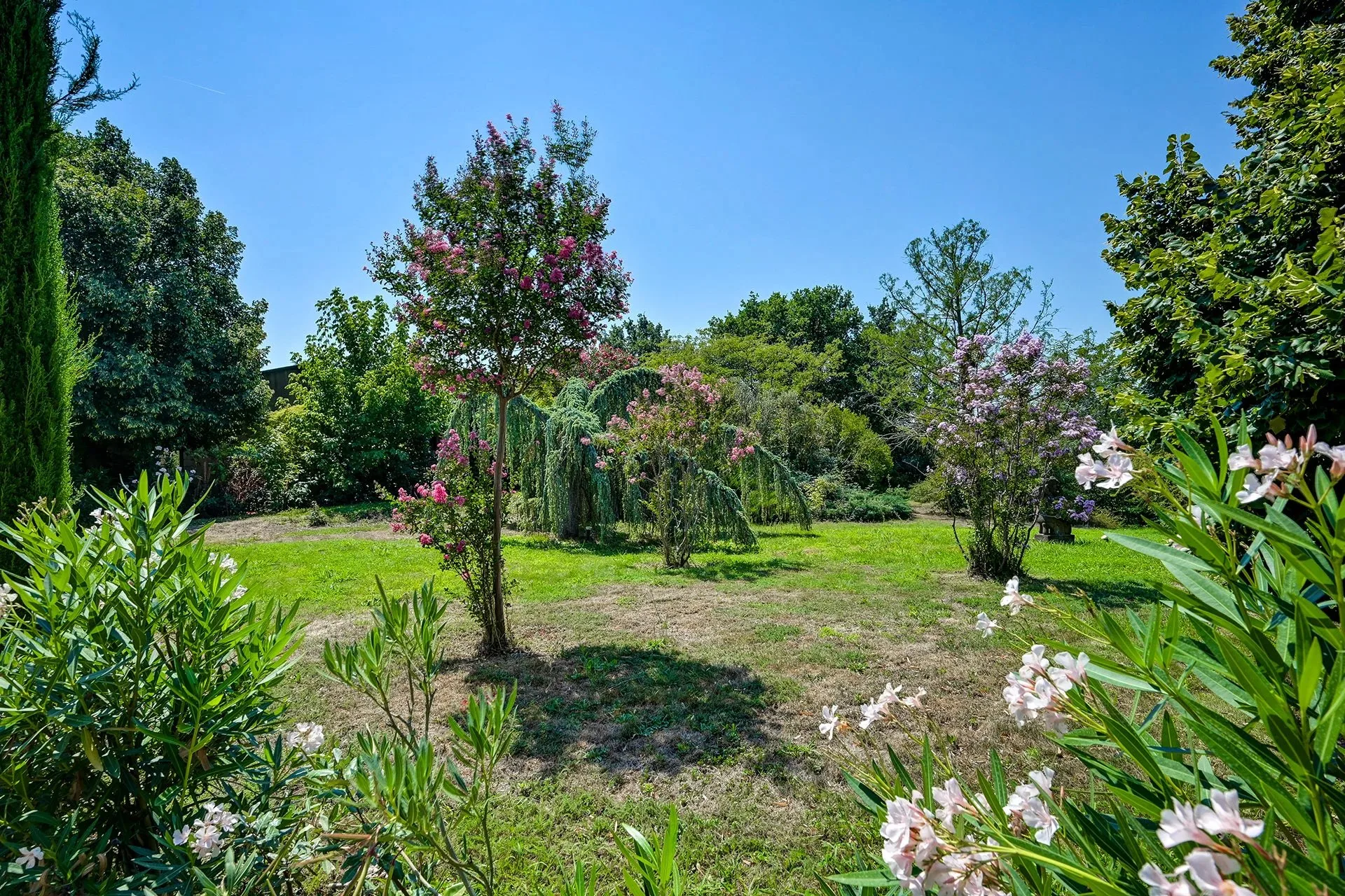 À quelques minutes du cœur d'Aix-en-Provence – Propriété d'exception de 12 pièces de 650 m² sur 1,2 hectares - 17