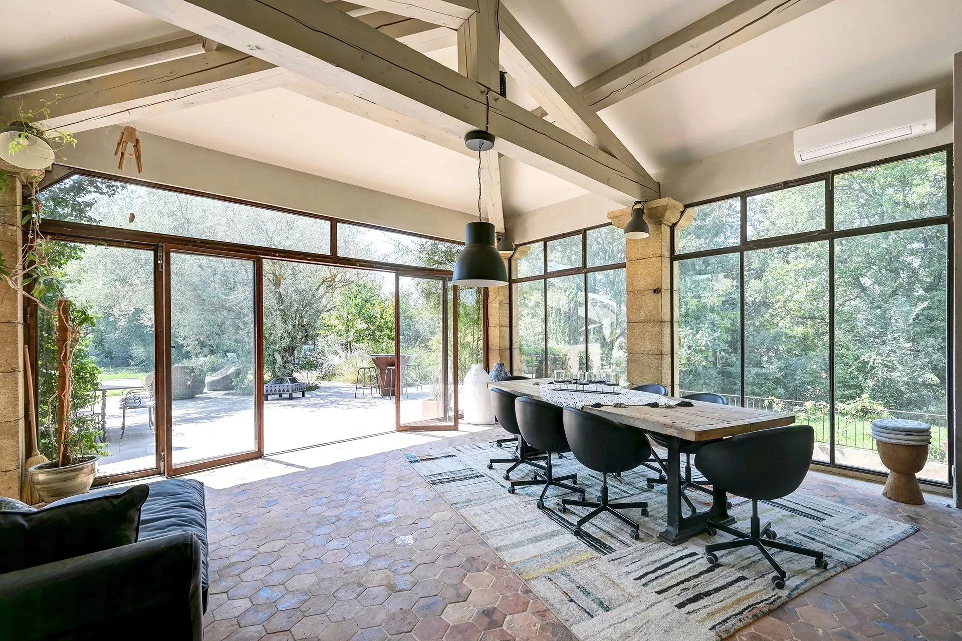 À quelques minutes du cœur d'Aix-en-Provence – Propriété d'exception de 12 pièces de 650 m² sur 1,2 hectares - 32