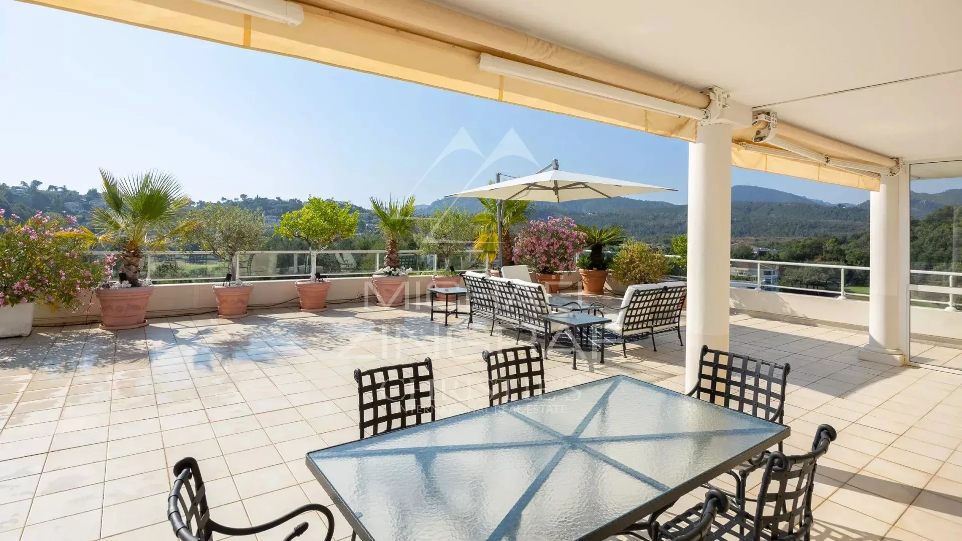 Mandelieu Riviera Golf – Appartement au dernier étage - Proche Cannes - 2