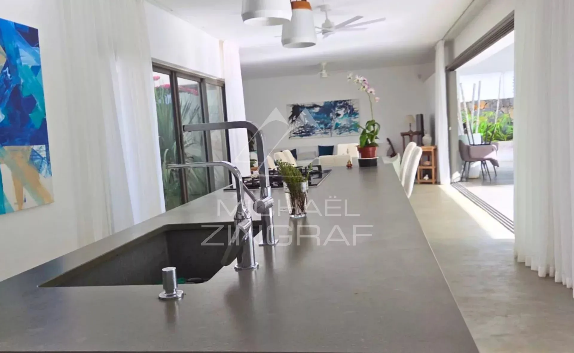 Spacieuse villa de 4 chambres avec prestations haut de gamme – Grand Baie - 9