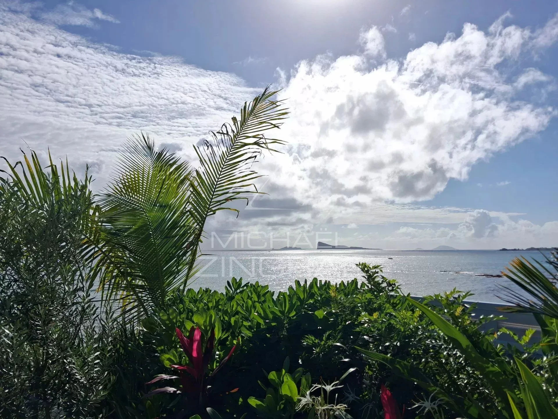Pointe aux Canonniers – Appartement pieds dans l'eau - 17