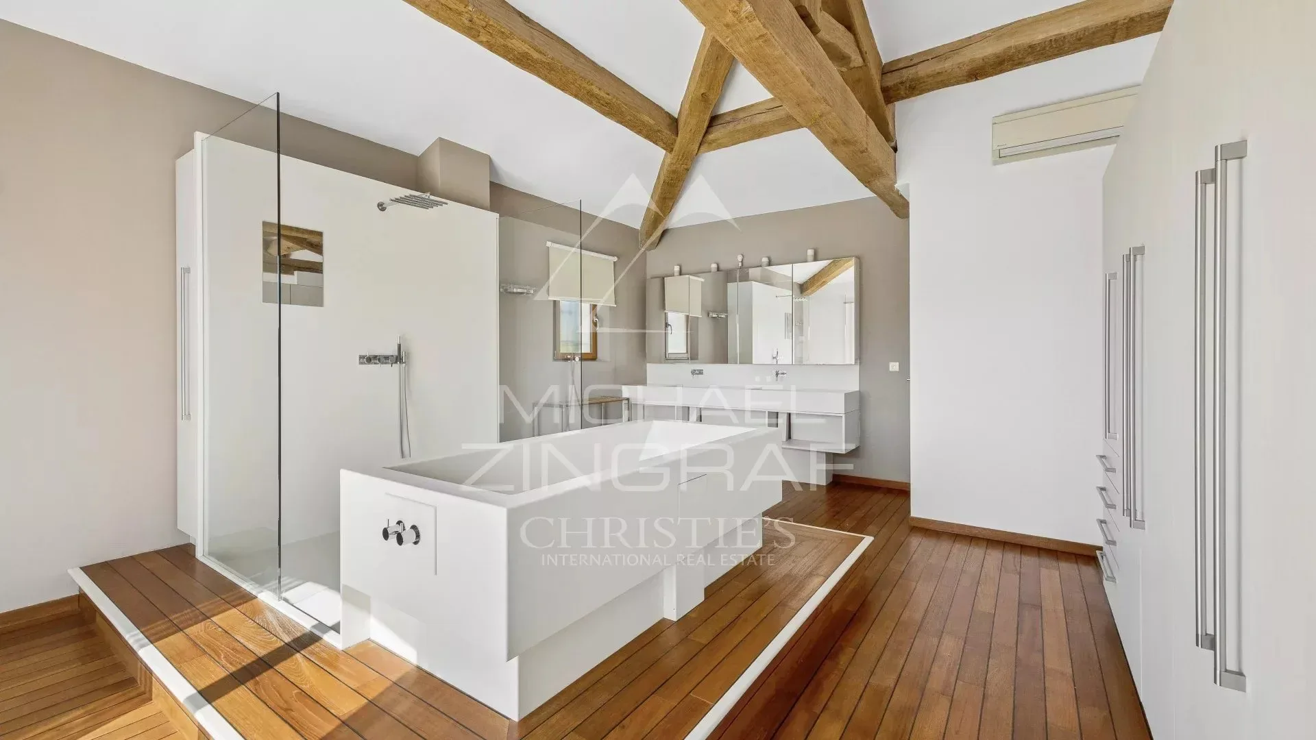 Élégante villa contemporaine au cœur de la Provence - 9