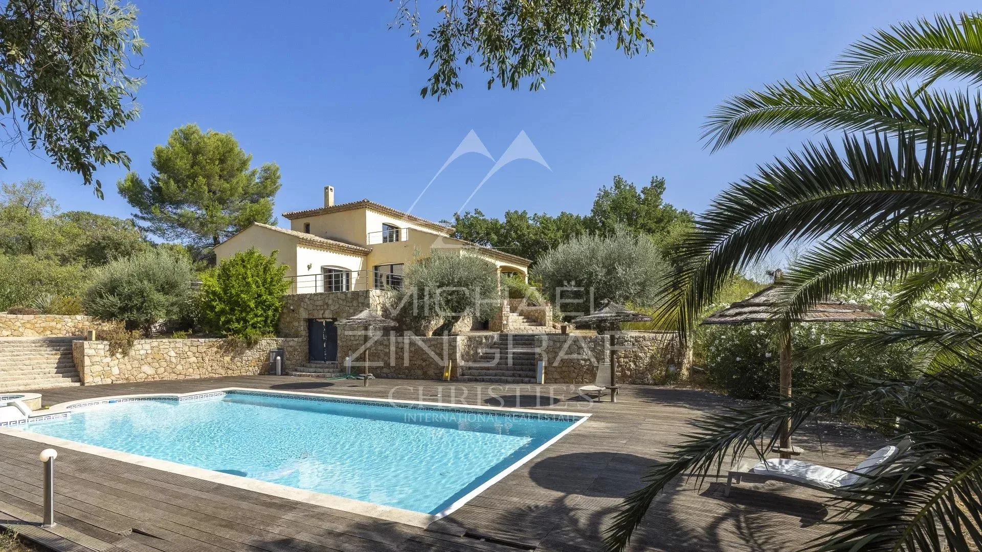 Élégante villa contemporaine au cœur de la Provence - 2