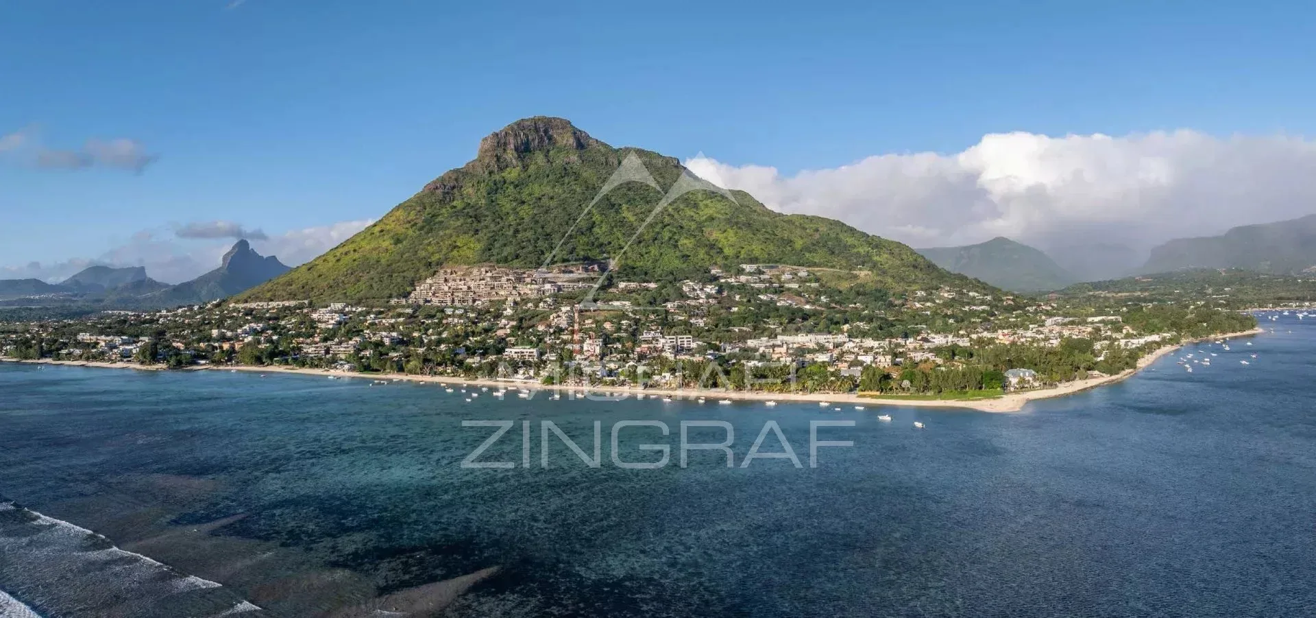 PENTHOUSE DUPLEX D’EXCEPTION – FACE AU LAGON ET AU MORNE - 2