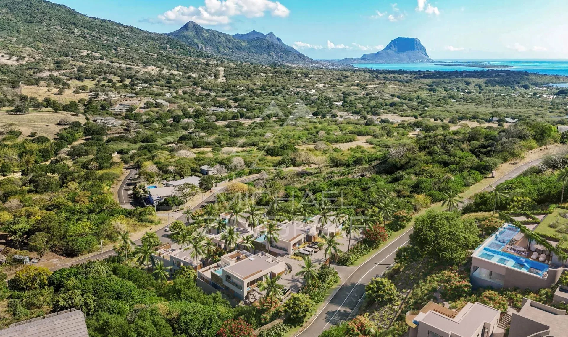 Villa d’Exception de 4 Chambres avec Vues Panoramiques sur les Montagnes et la Mer - 14