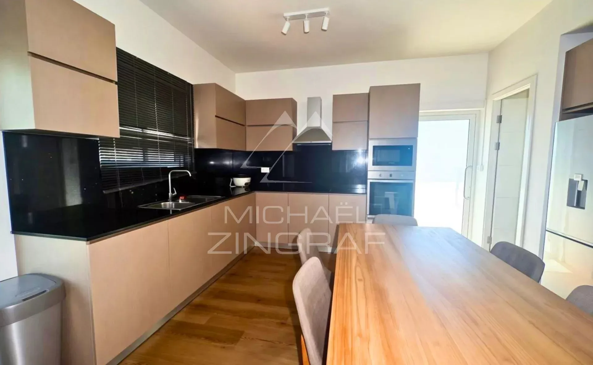 Votre Duplex Privé avec Piscine au Cœur de Rivière Noire - 7