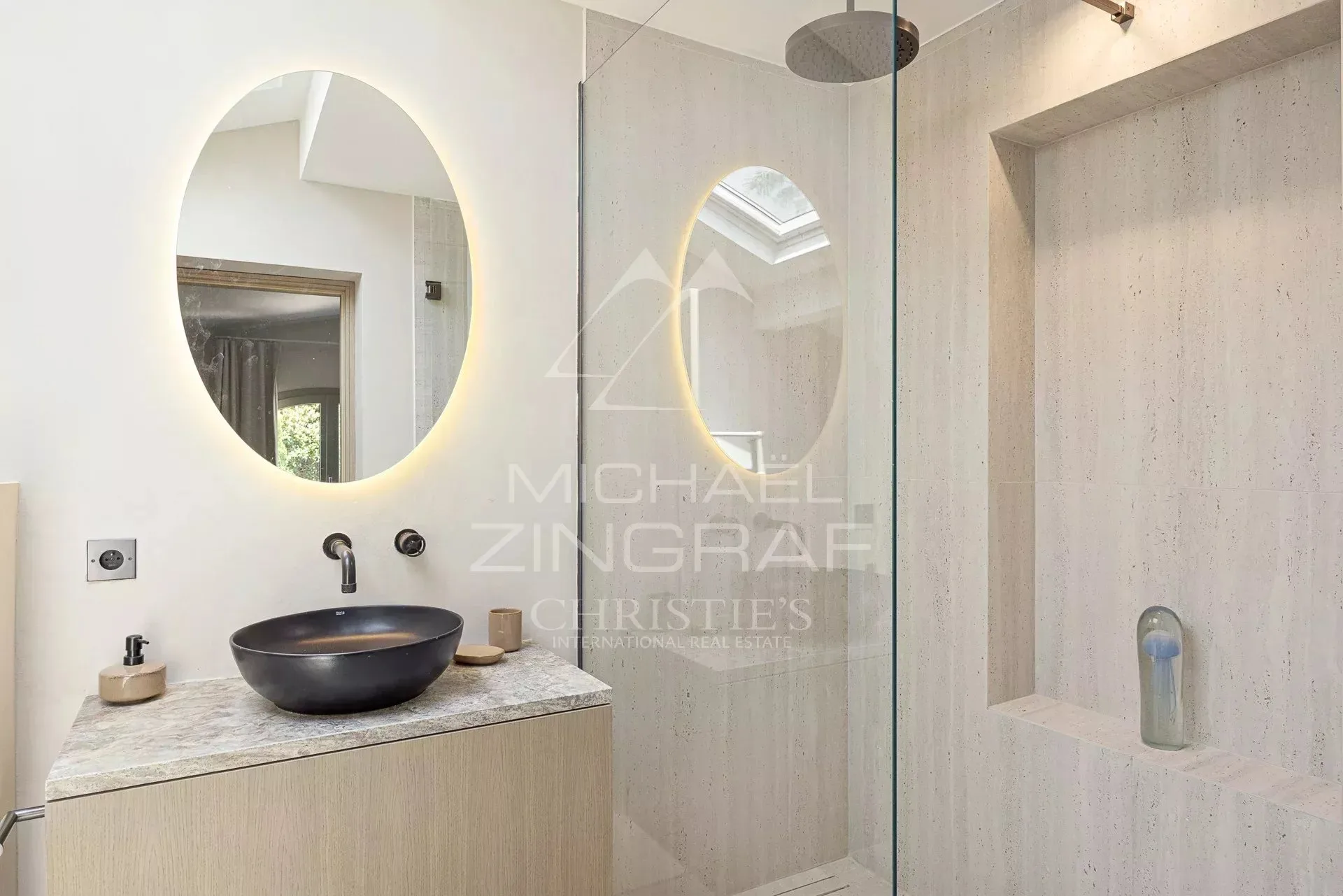 Cannes - Villa 6 chambres neuve - 31