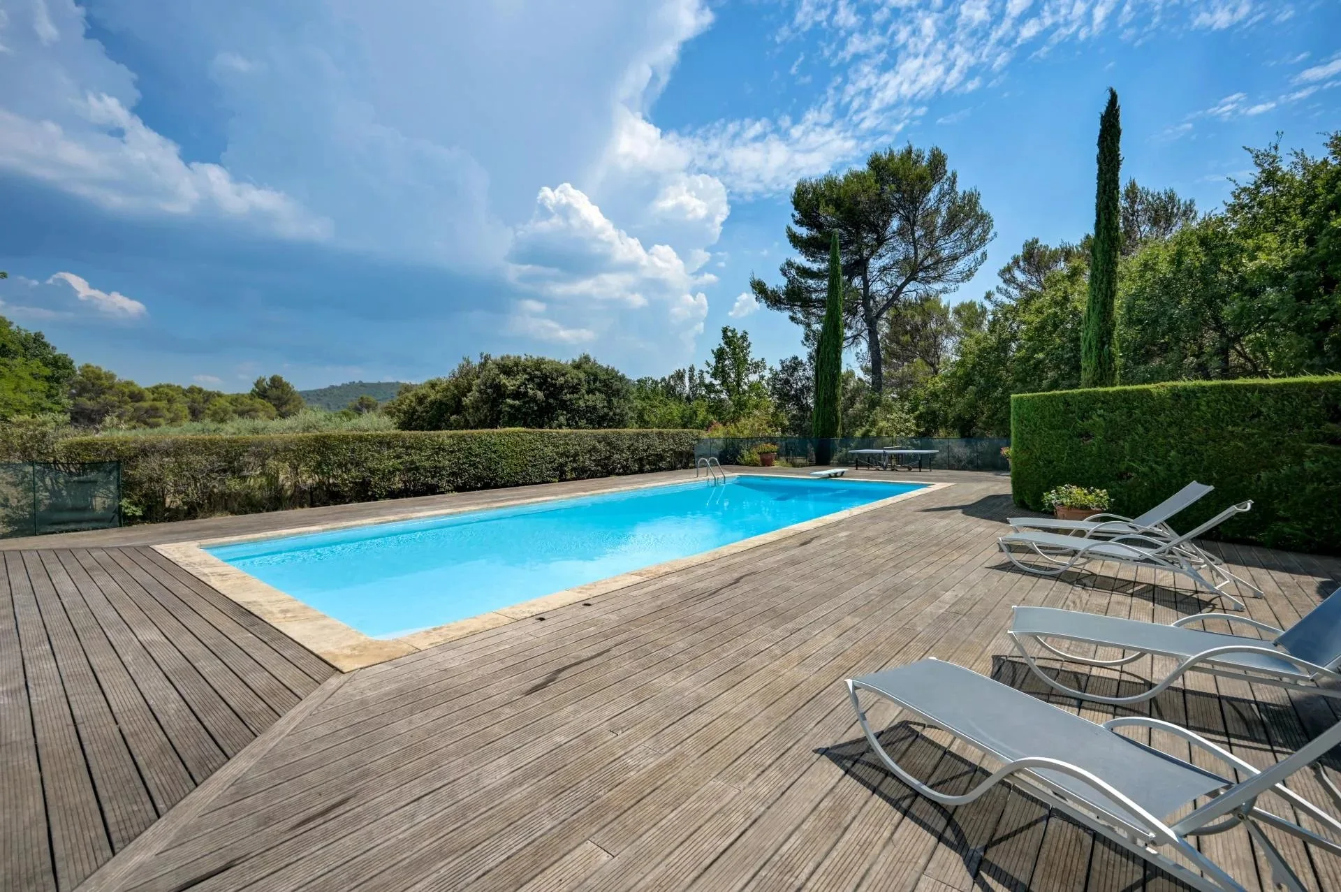 30 minutes from Aix-en-Provence – Authentic 19th-century country house in the heart of an estate of over 5 hectares - 93