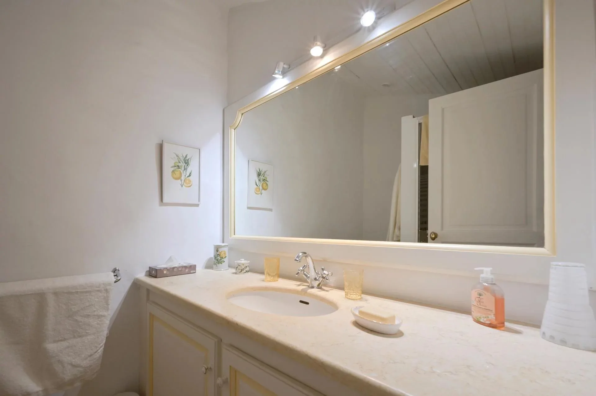 30 minutes from Aix-en-Provence – Authentic 19th-century country house in the heart of an estate of over 5 hectares - 119