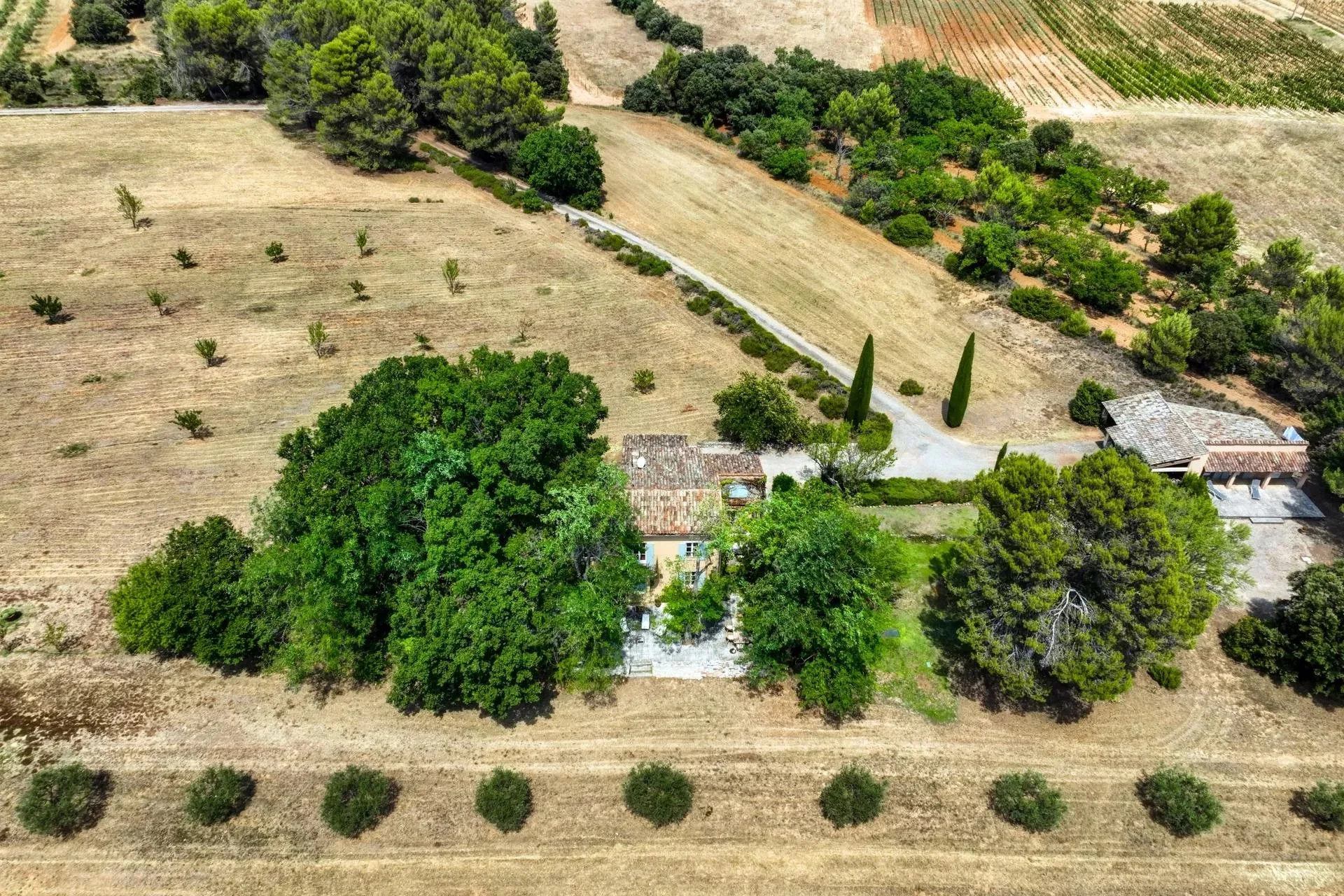 30 minutes from Aix-en-Provence – Authentic 19th-century country house in the heart of an estate of over 5 hectares - 126
