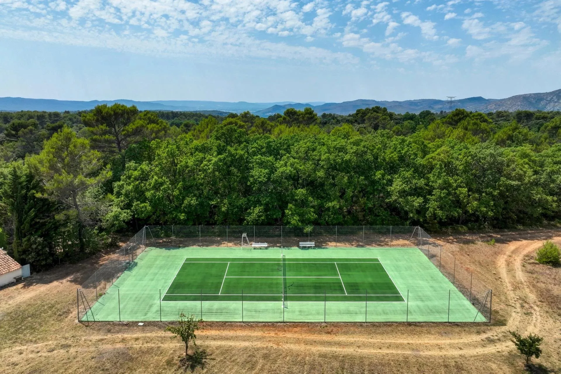 30 minutes from Aix-en-Provence – Authentic 19th-century country house in the heart of an estate of over 5 hectares - 130
