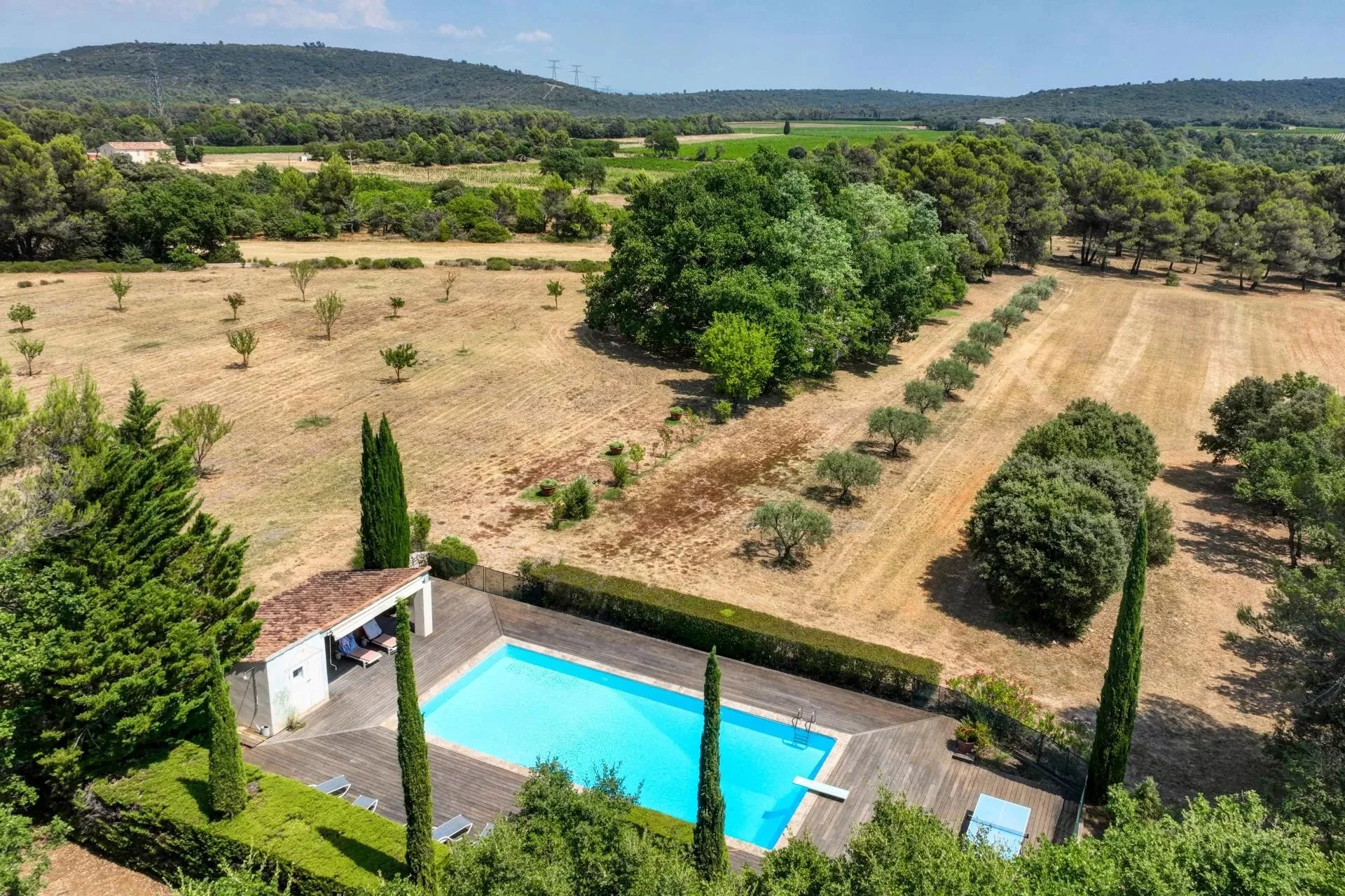 30 minutes from Aix-en-Provence – Authentic 19th-century country house in the heart of an estate of over 5 hectares - 136