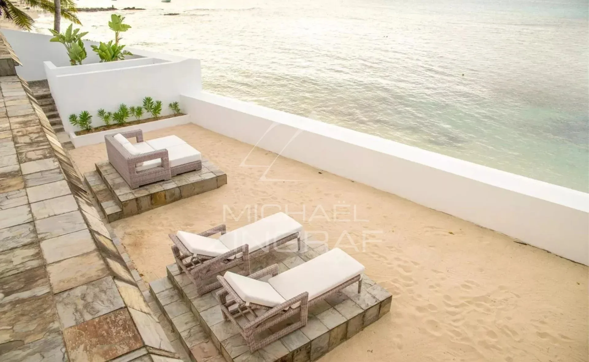 Île Maurice – Villa d’Exception de 4 Chambres Pieds dans l’Eau avec Vue Panoramique sur l’Océan à Pointe aux Canonniers - 11