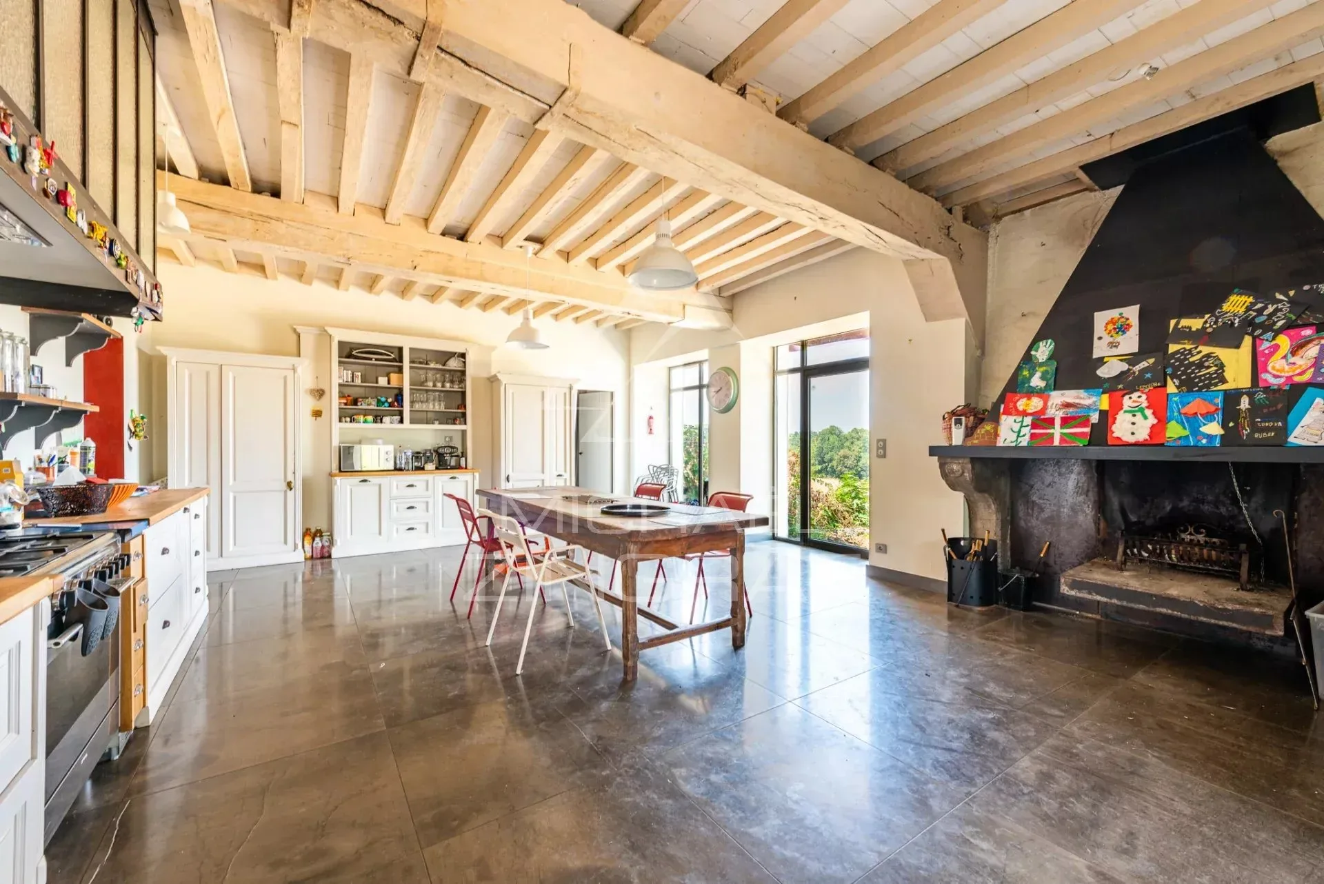 Deux maisons de caractère au cœur de plus de 5 000 m² - 4