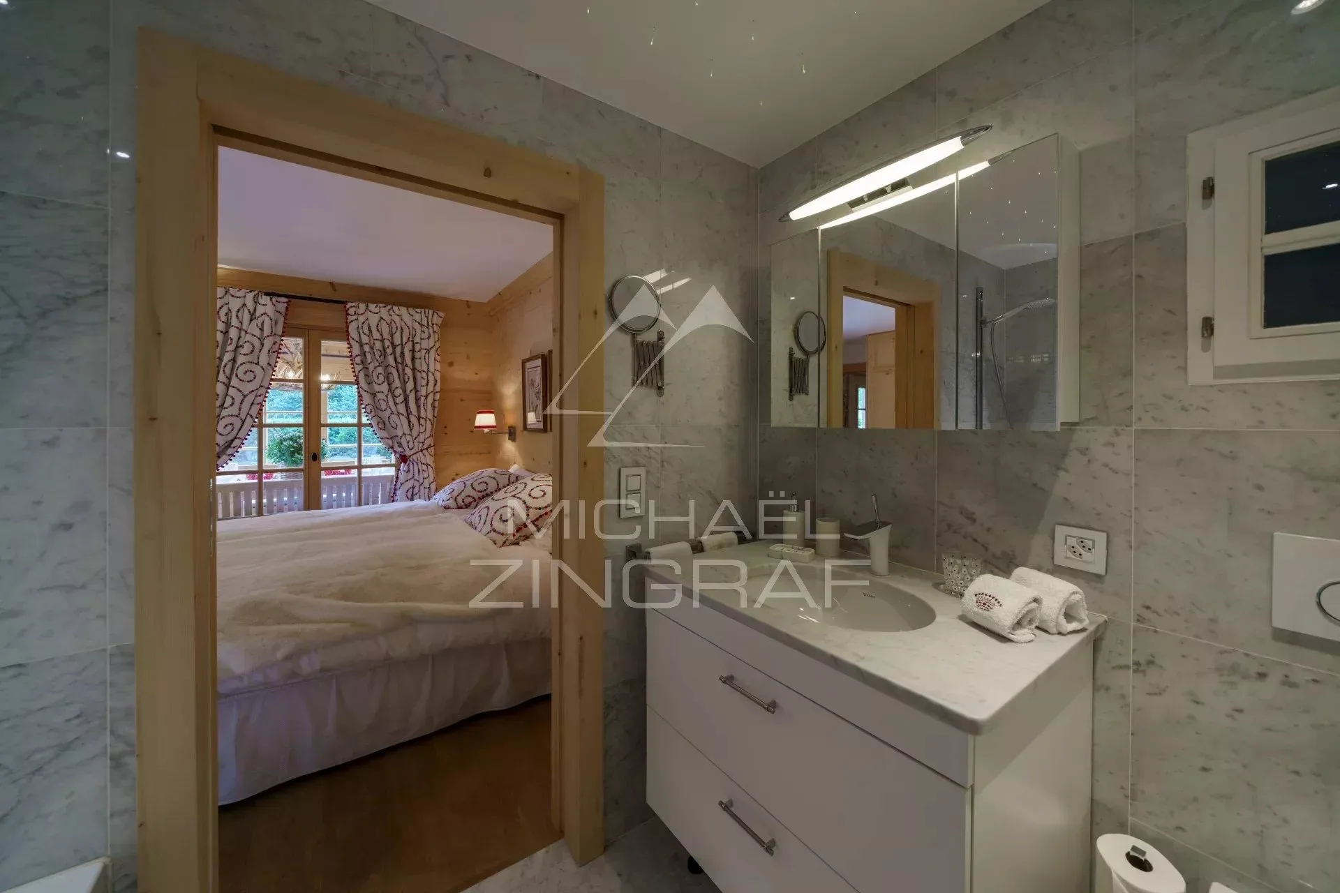 Chalet familial luxueux à proximité des pistes de Schoenried et Saanenmoeser - 10