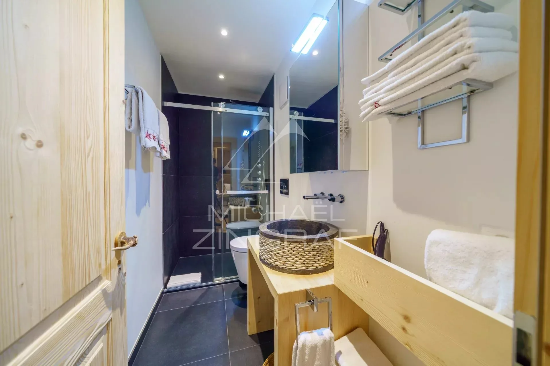 Chalet familial luxueux à proximité des pistes de Schoenried et Saanenmoeser - 13