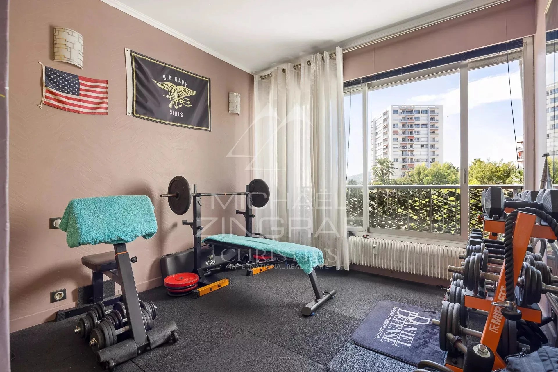 ANTIBES – AUSSERGEWÖHNLICHES 7-ZIMMER-APARTMENT MIT ROOFTOP UND PANORAMABLICK AUF DAS MEER - 10