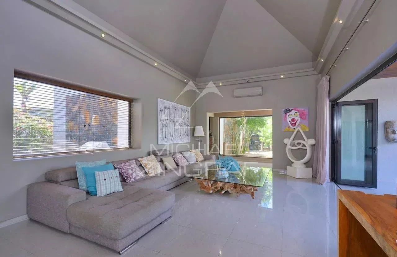 Villa d’exception avec piscine privée au cœur de Grand Baie - 20
