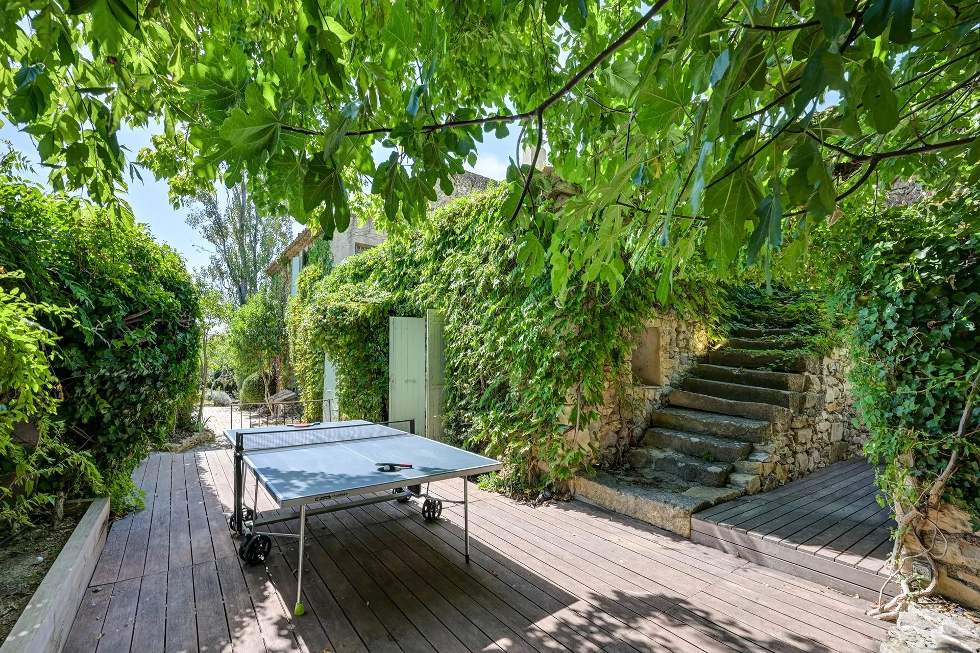 Propriété d'Exception Aux Portes d'Aix-en-Provence : Magnanerie du XVIIIe Rénovée - 9