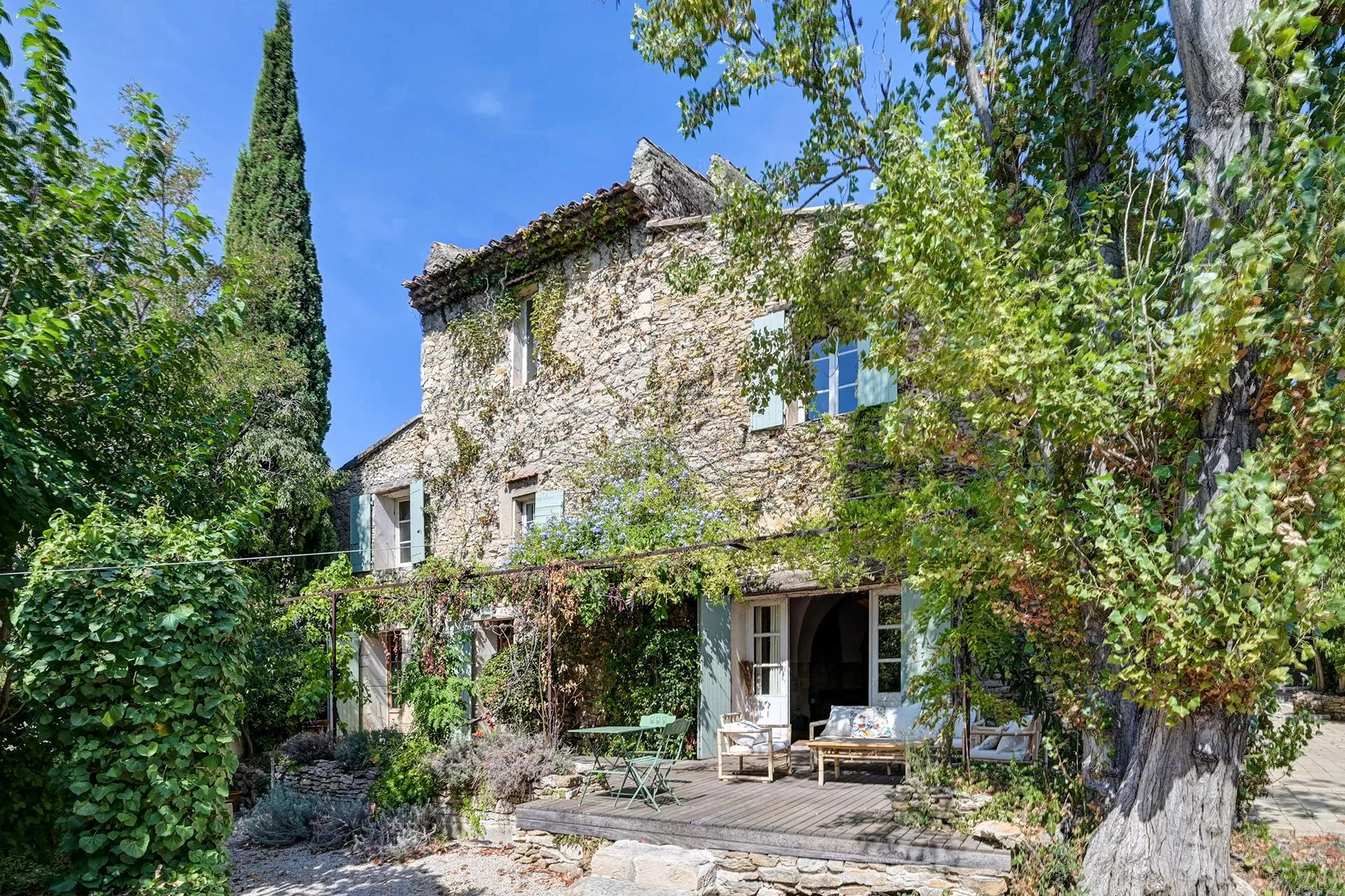 Propriété d'Exception Aux Portes d'Aix-en-Provence : Magnanerie du XVIIIe Rénovée - 13