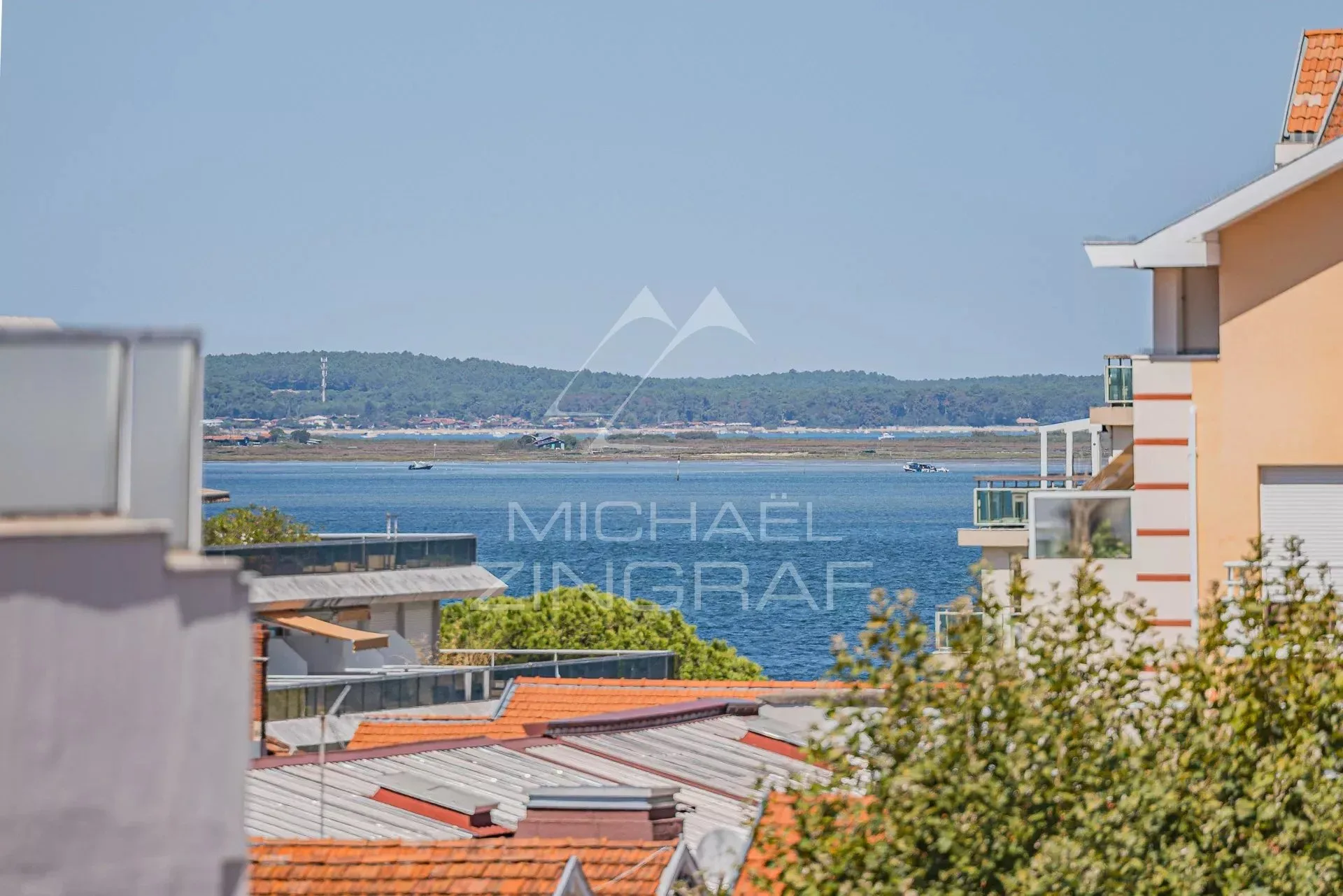ARCACHON - APPARTEMENT DERNIER ETAGE 3 CHAMBRES