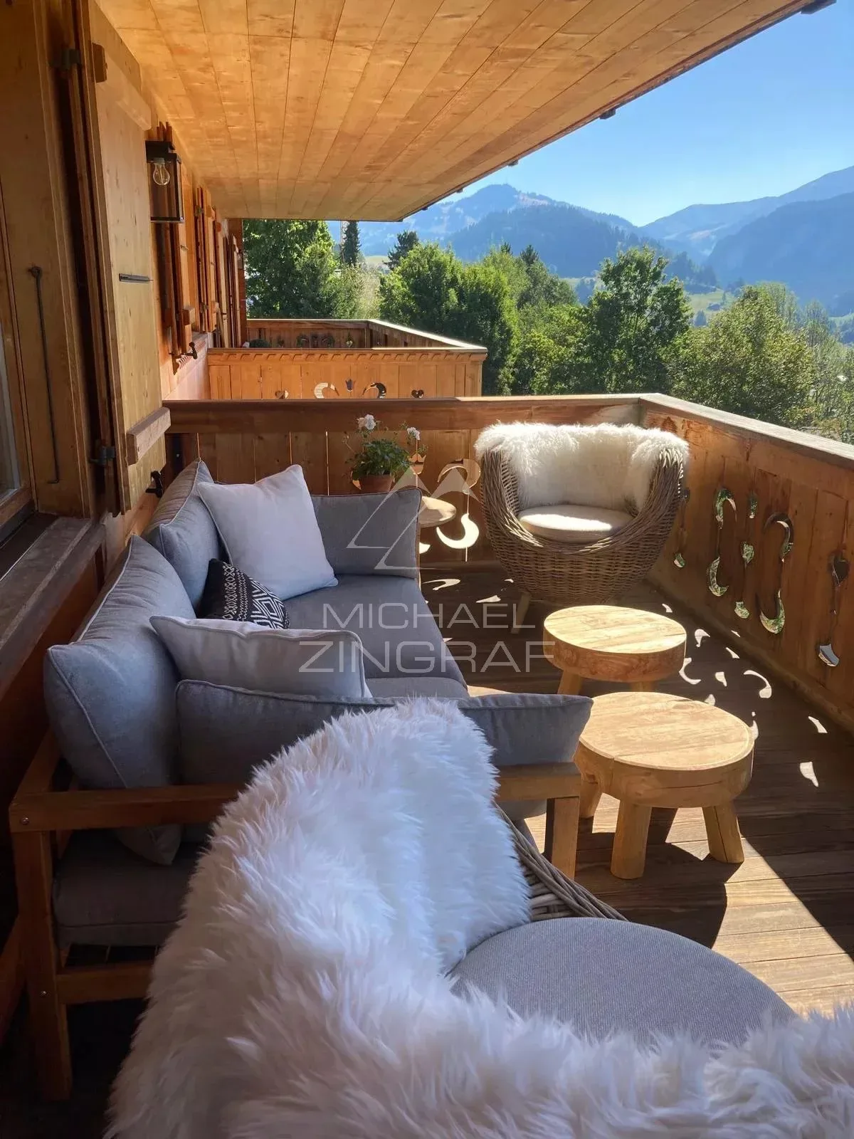 Rougemont: Elegante 4-Zimmer-Wohnung mit traumhafter Aussicht - 12