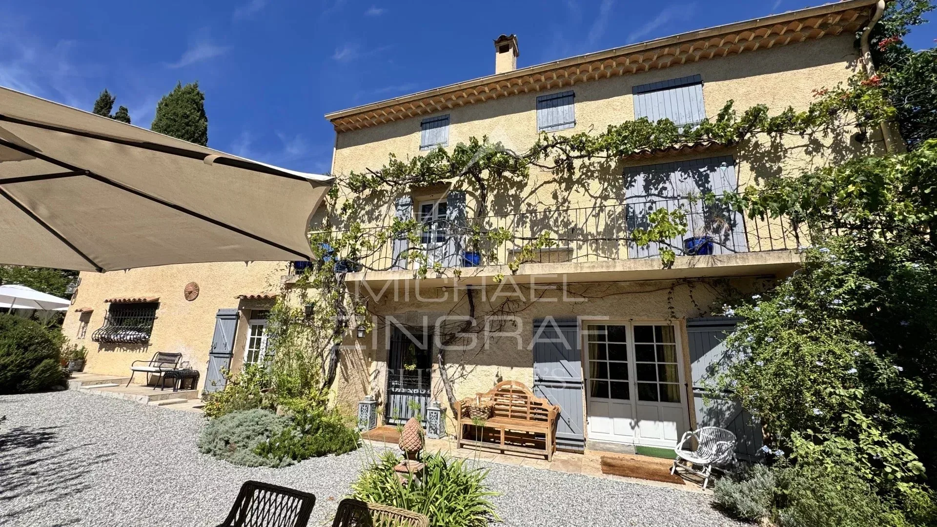 Charmant mas du 18e avec piscine et vue mer - 15