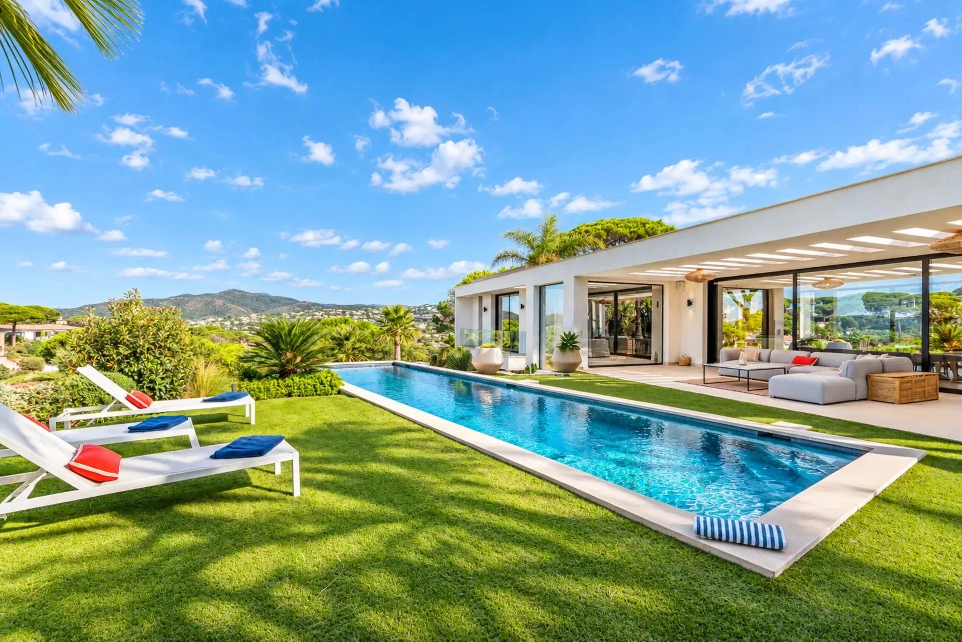 VILLA CONTEMPORAINE D’EXCEPTION AVEC VUE PANORAMIQUE -  Sainte-Maxime - 3
