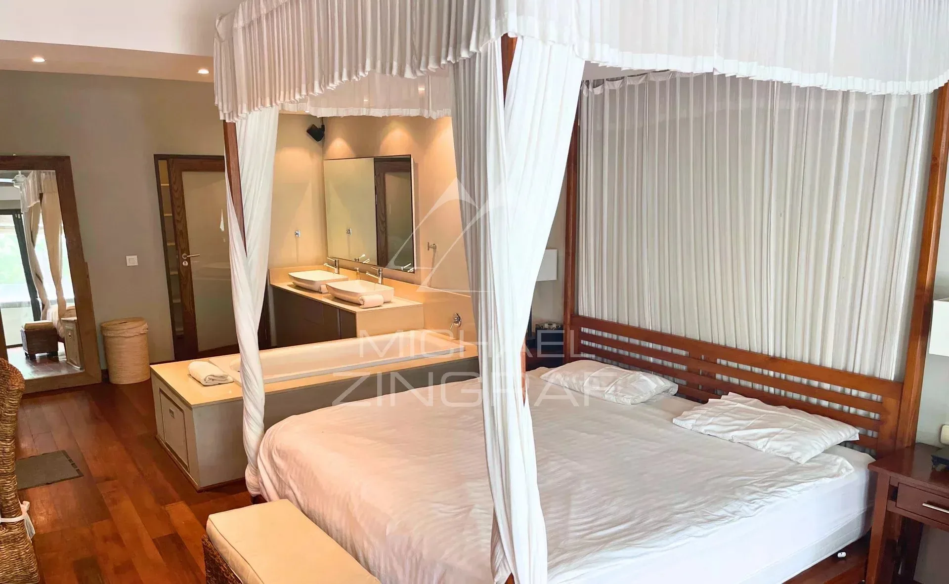 Elegantes Apartment mit 3 Schlafzimmern, privatem Pool und Meerblick – Bain Bœuf - 16