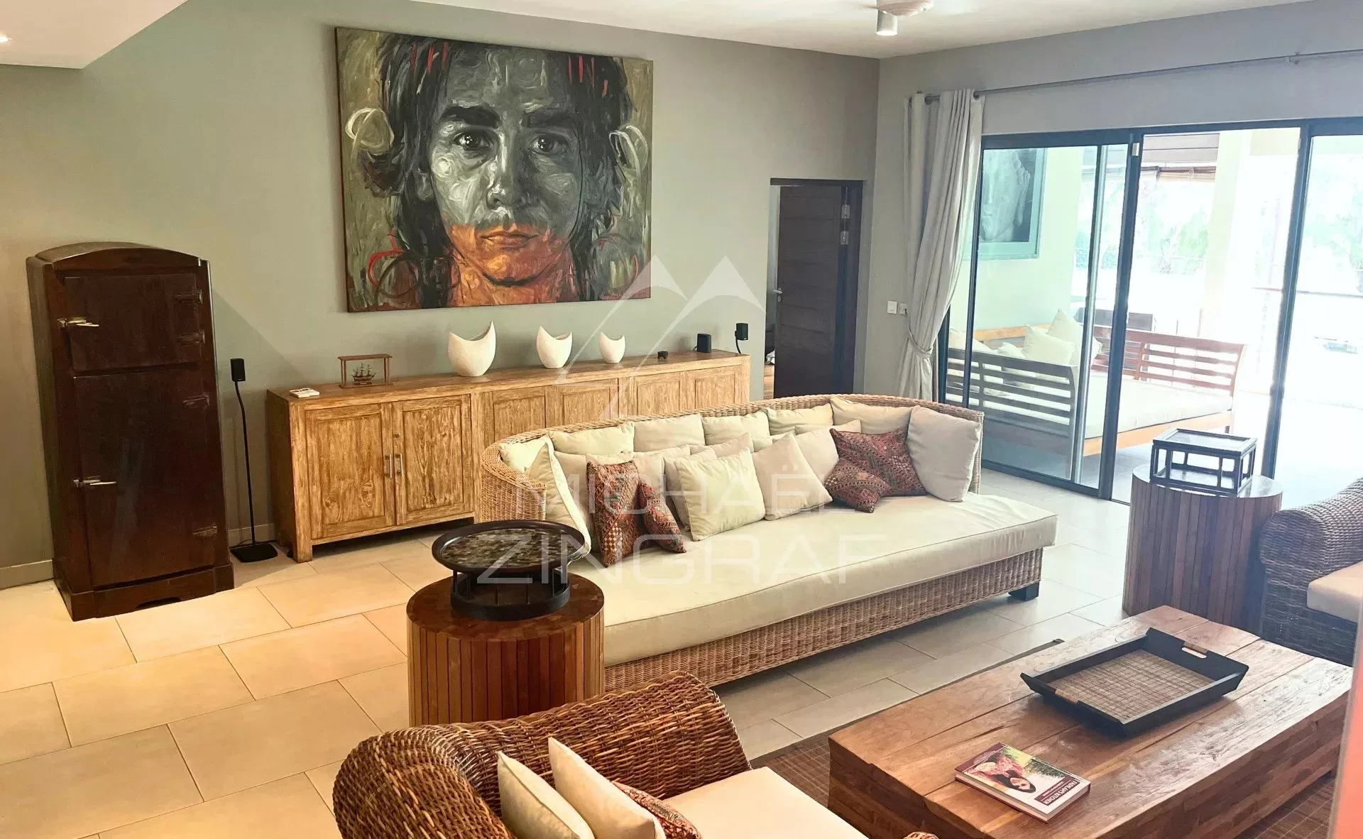 Elegantes Apartment mit 3 Schlafzimmern, privatem Pool und Meerblick – Bain Bœuf - 3