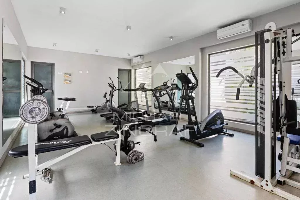 Elegantes Apartment mit 3 Schlafzimmern, privatem Pool und Meerblick – Bain Bœuf - 11
