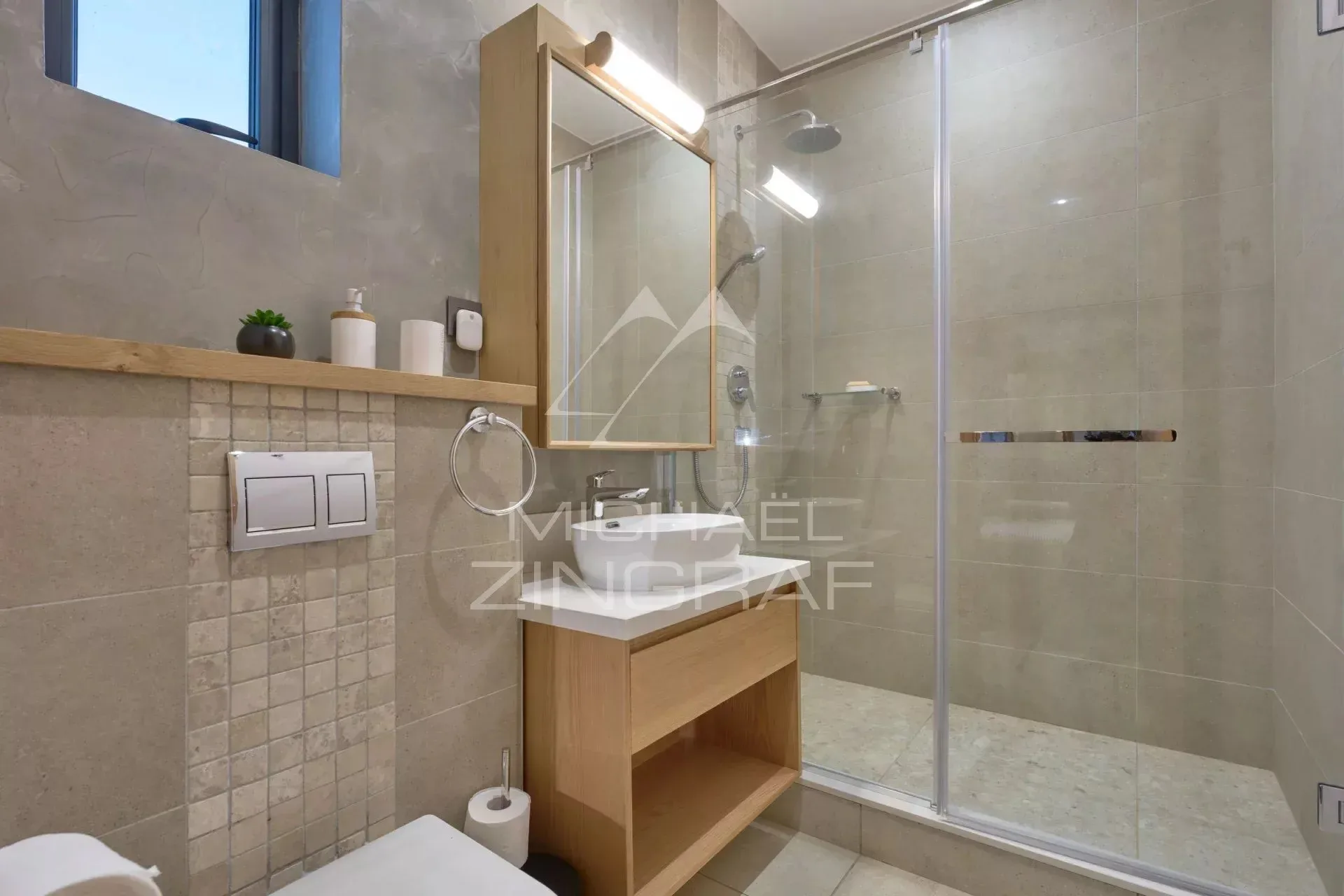 Élégance & Art de Vivre – Appartement 4 Chambres avec Jardin Privatif - Belle Vue - 44