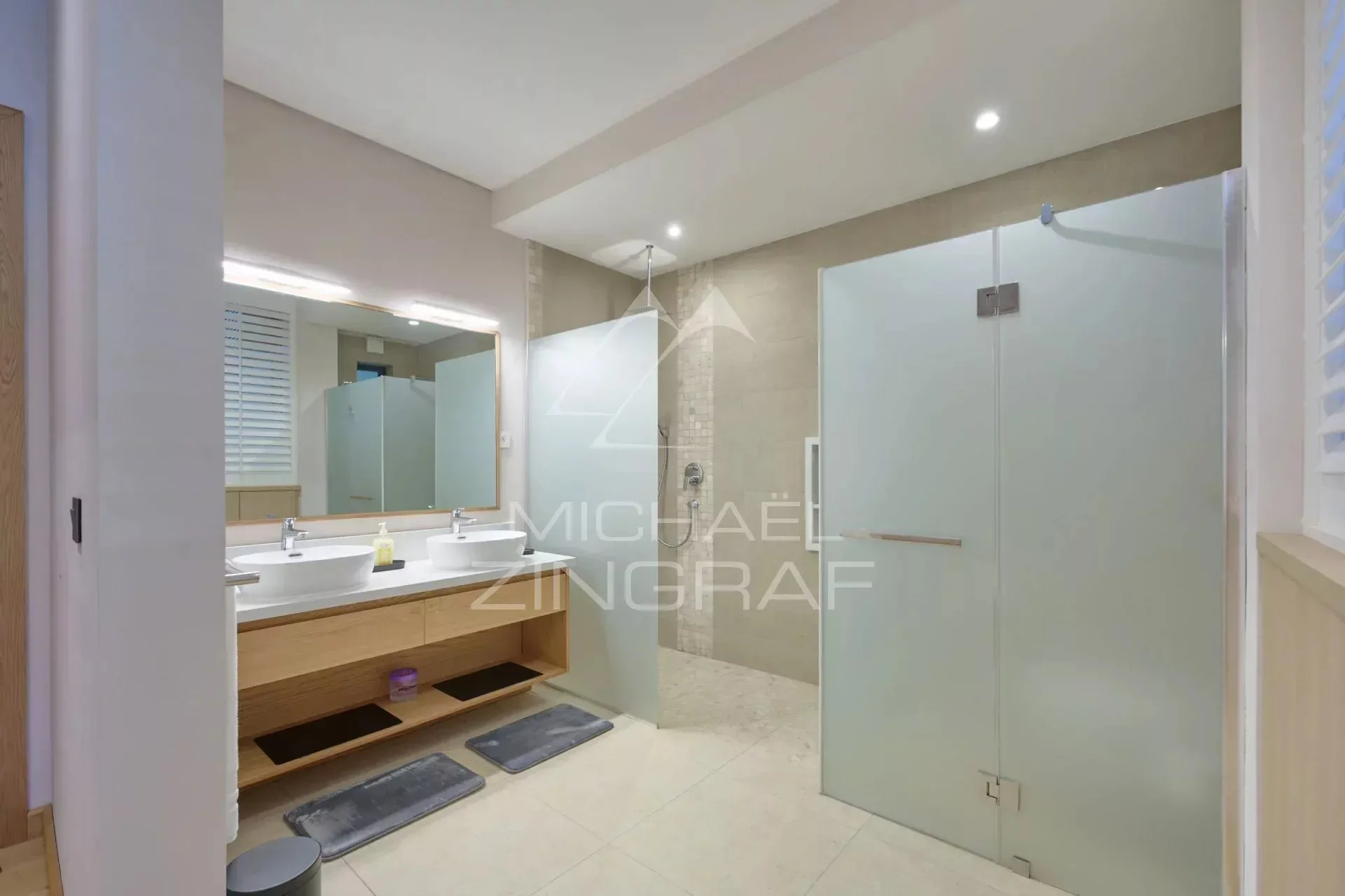 Élégance & Art de Vivre – Appartement 4 Chambres avec Jardin Privatif - Belle Vue - 46
