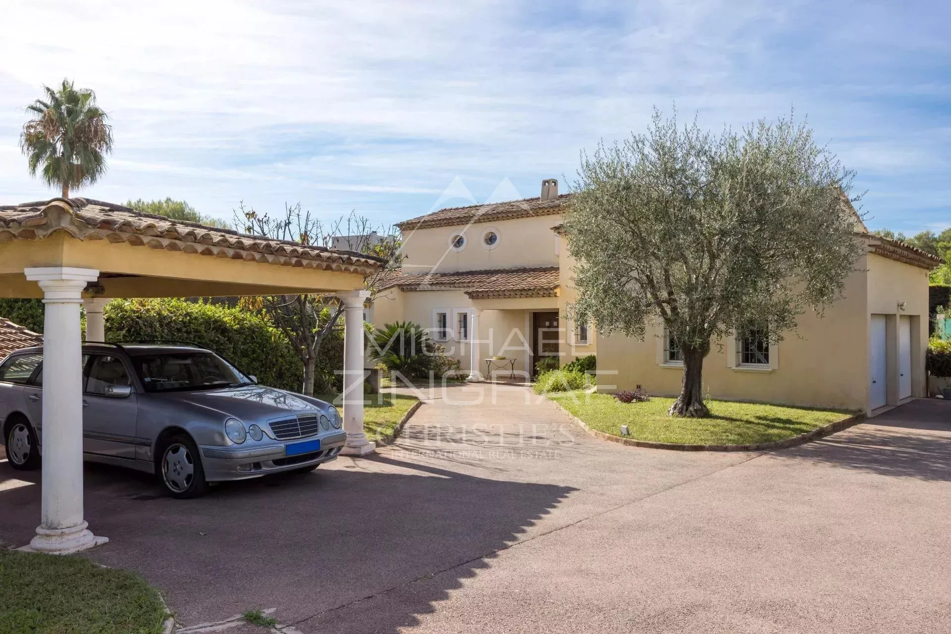 Antibes – Élégante villa avec piscine - 11