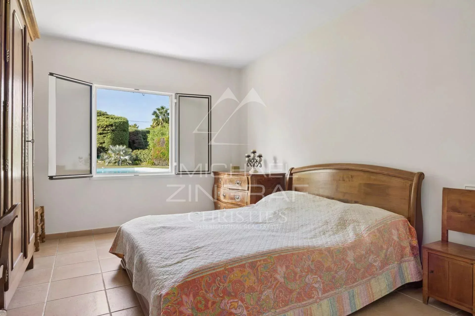 Antibes – Élégante villa avec piscine - 9