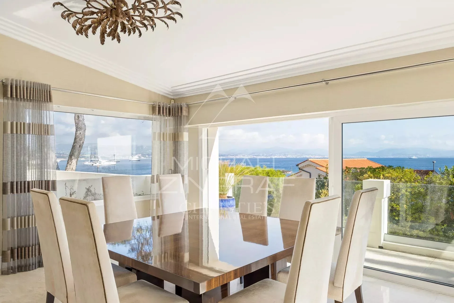 Cap d’Antibes – Villa d’exception avec vue panoramique mer et montagne - 10